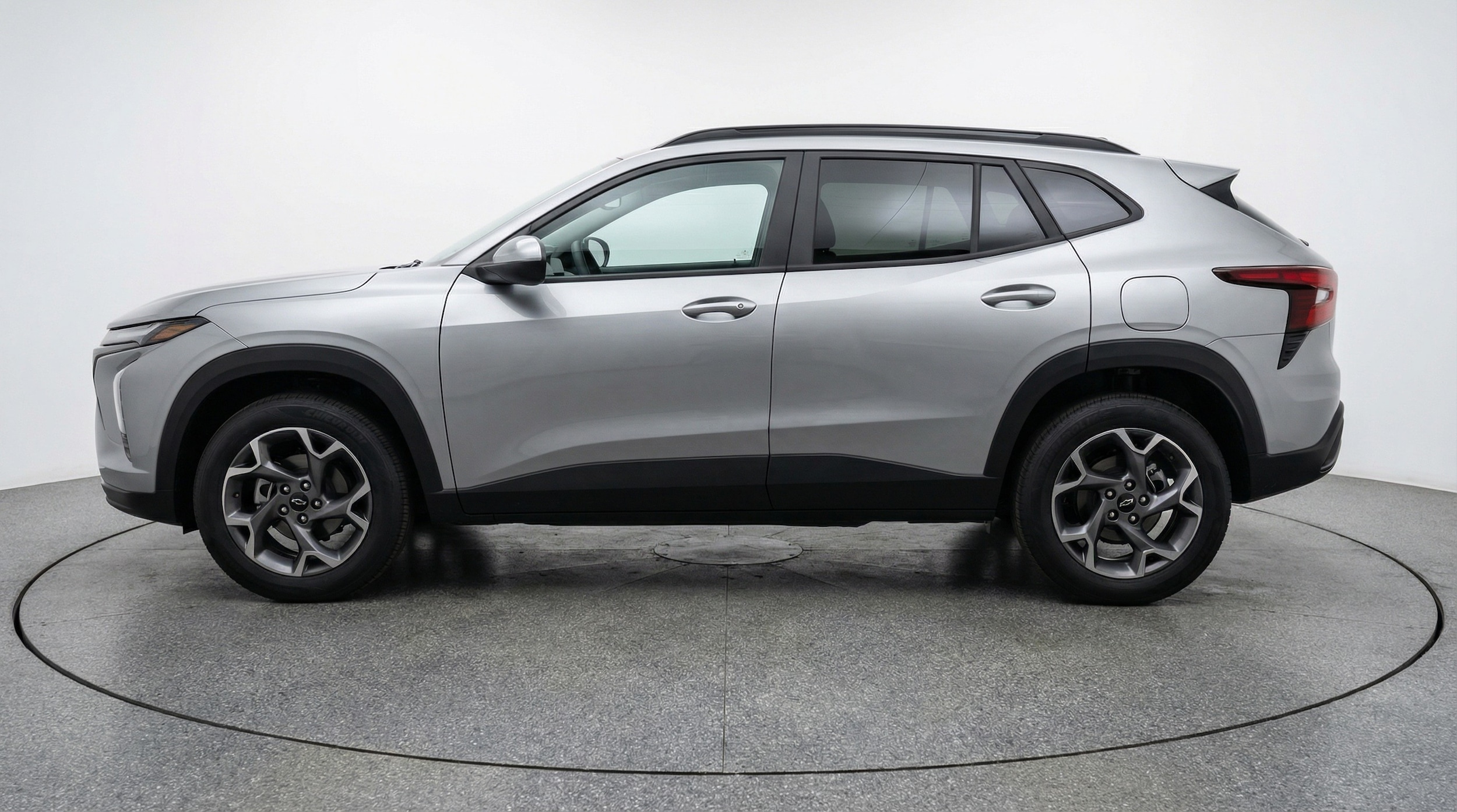 Thumbnail: 2025 Chevrolet Trax - 4