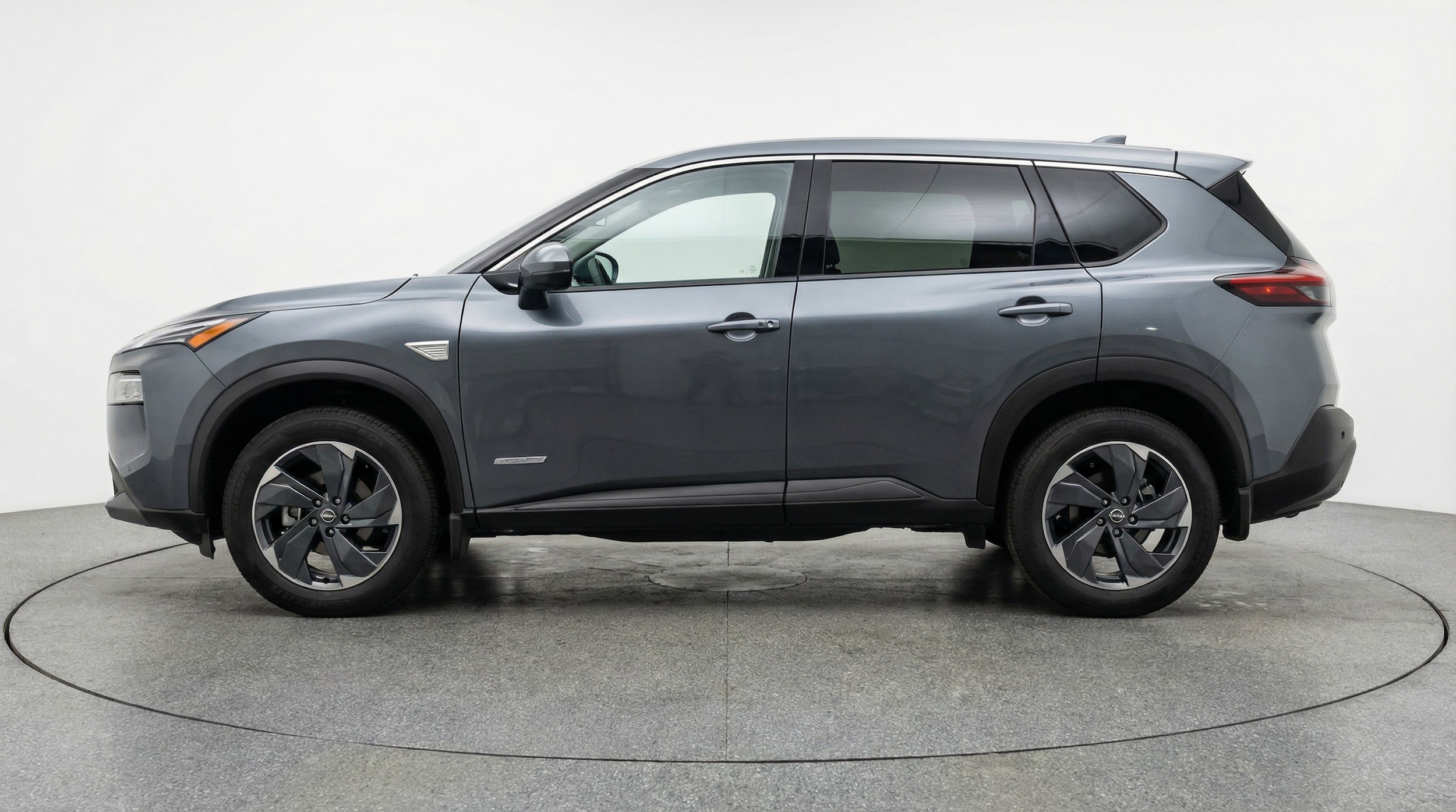 Thumbnail: 2025 Nissan Rogue - 4