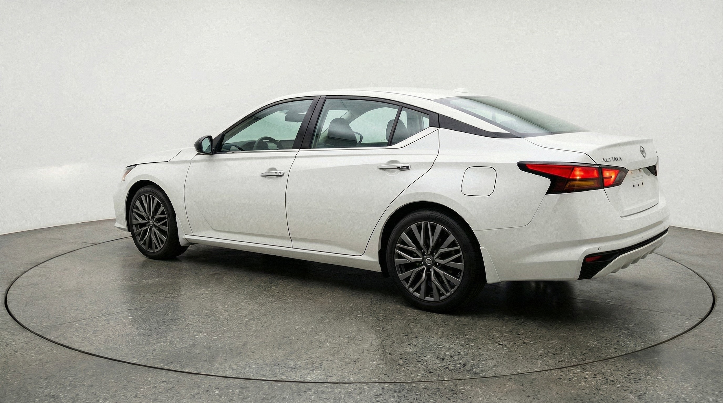 Thumbnail: 2025 Nissan Altima - 6