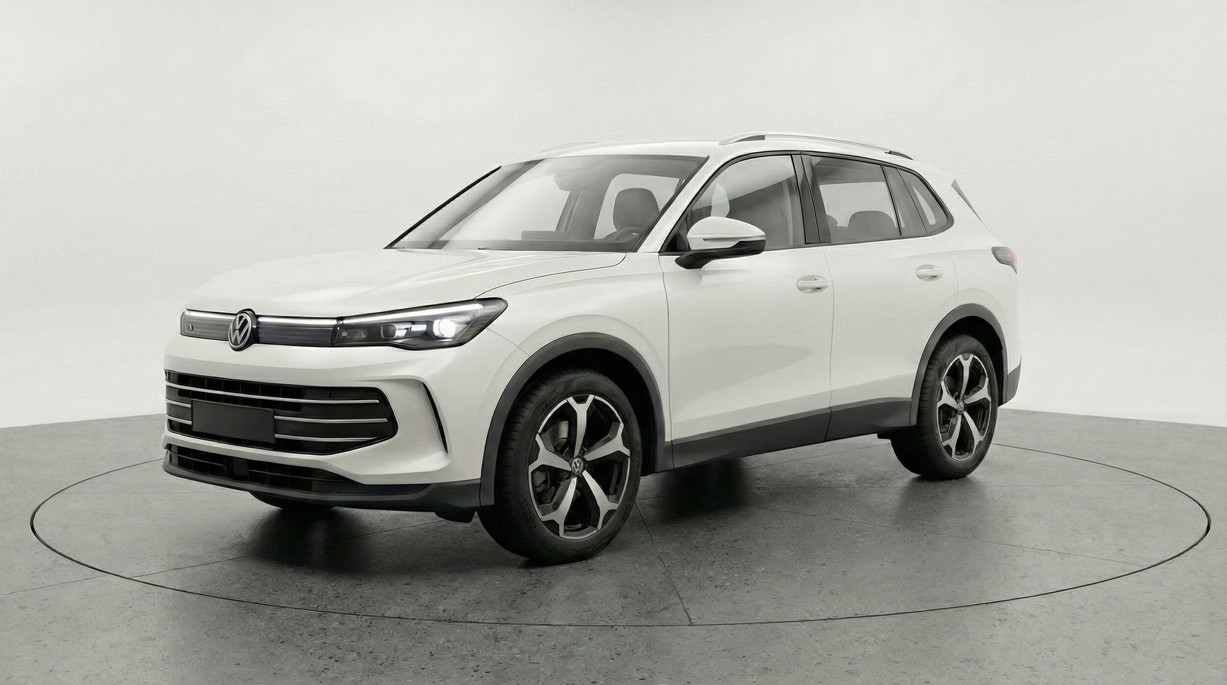 Thumbnail: 2026 Volkswagen Tiguan - 3