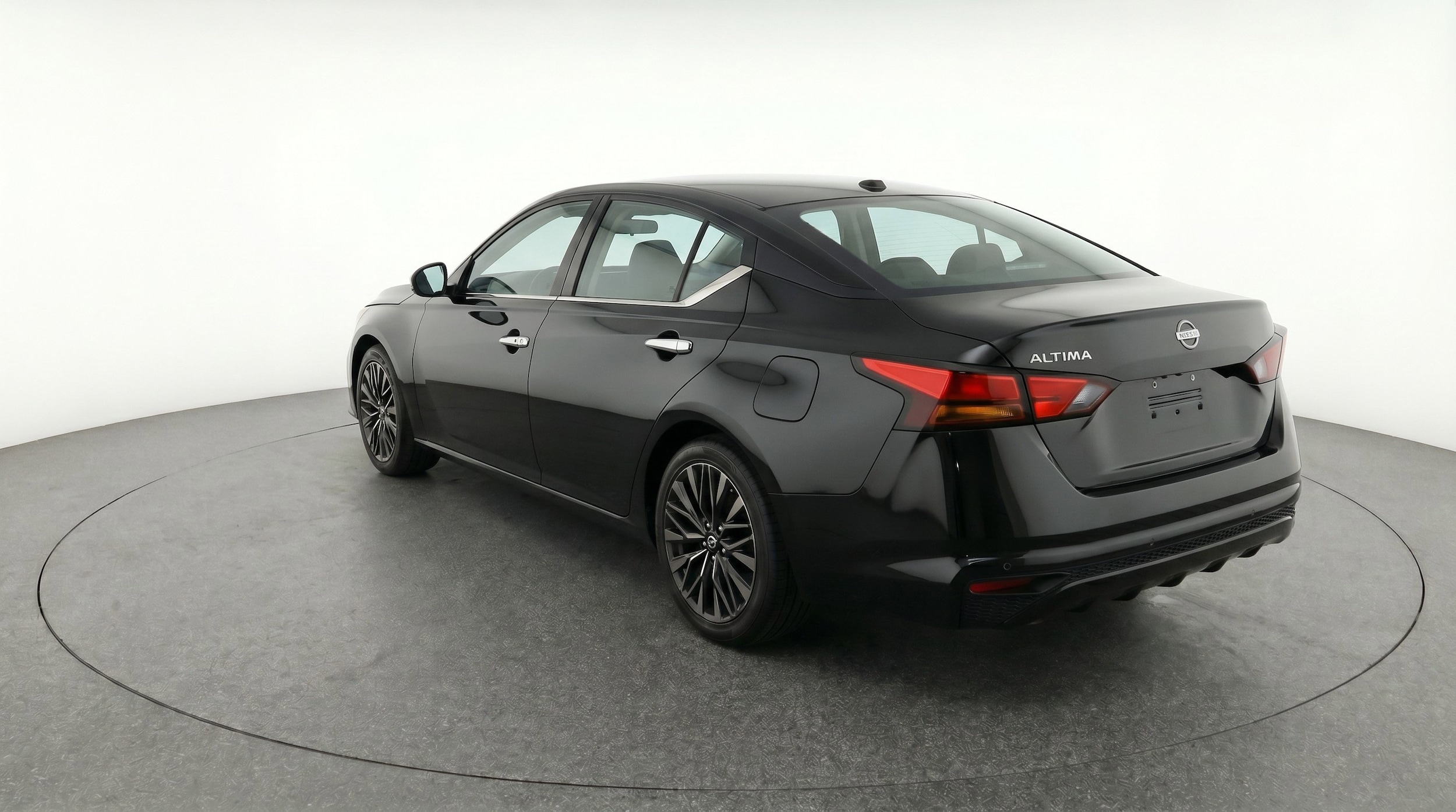 Thumbnail: 2025 Nissan Altima - 6