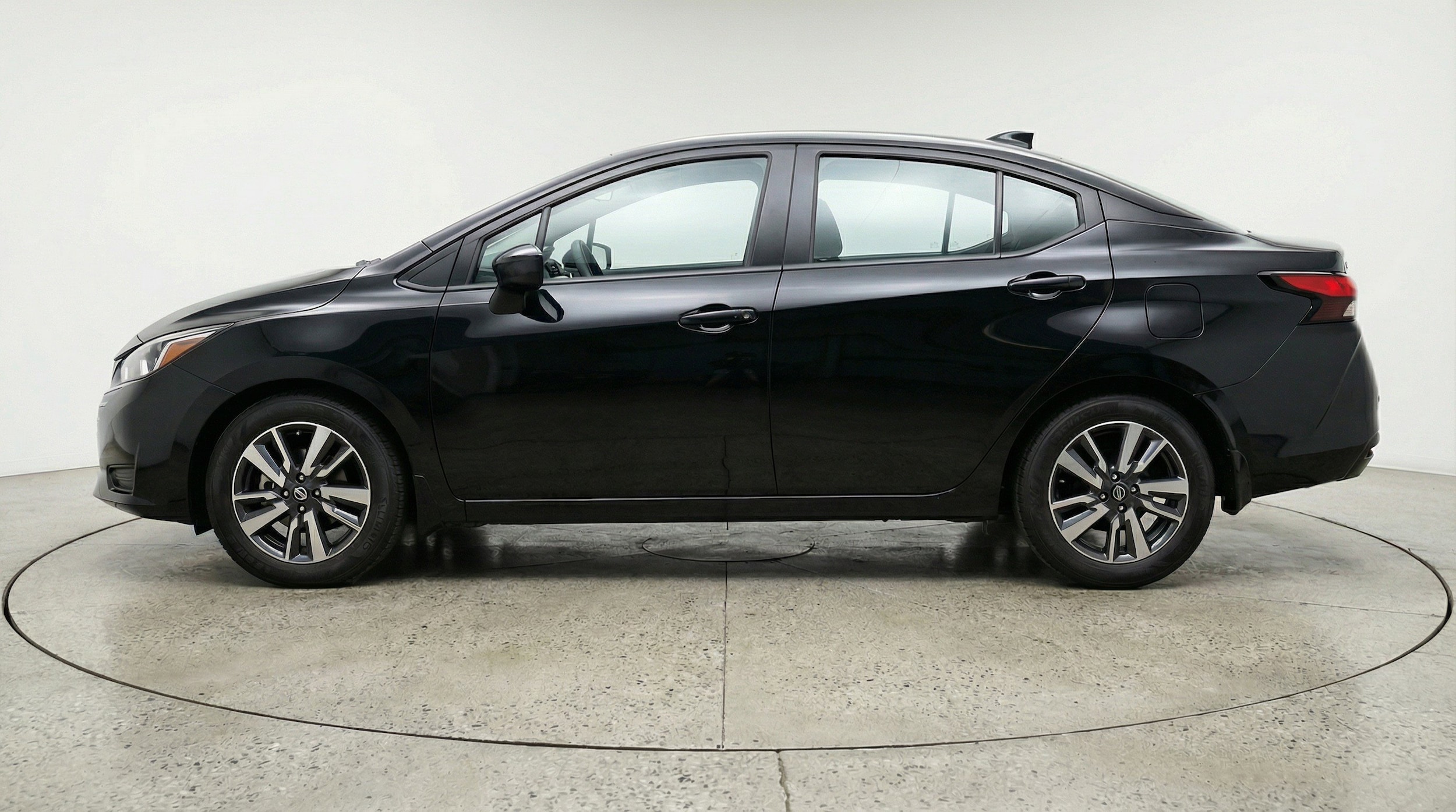 Thumbnail: 2025 Nissan Versa - 5