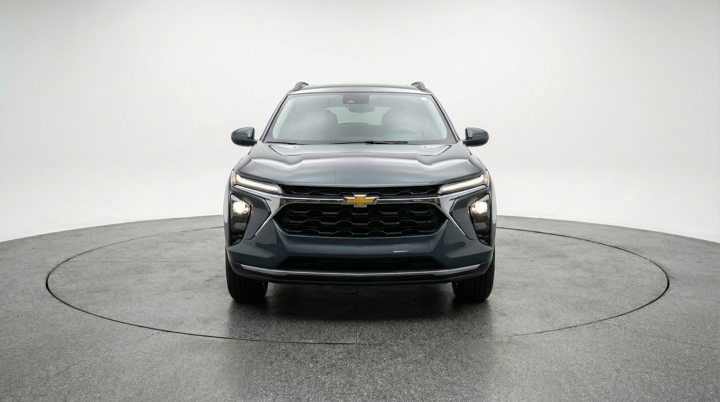 Thumbnail: 2025 Chevrolet Trax - 2