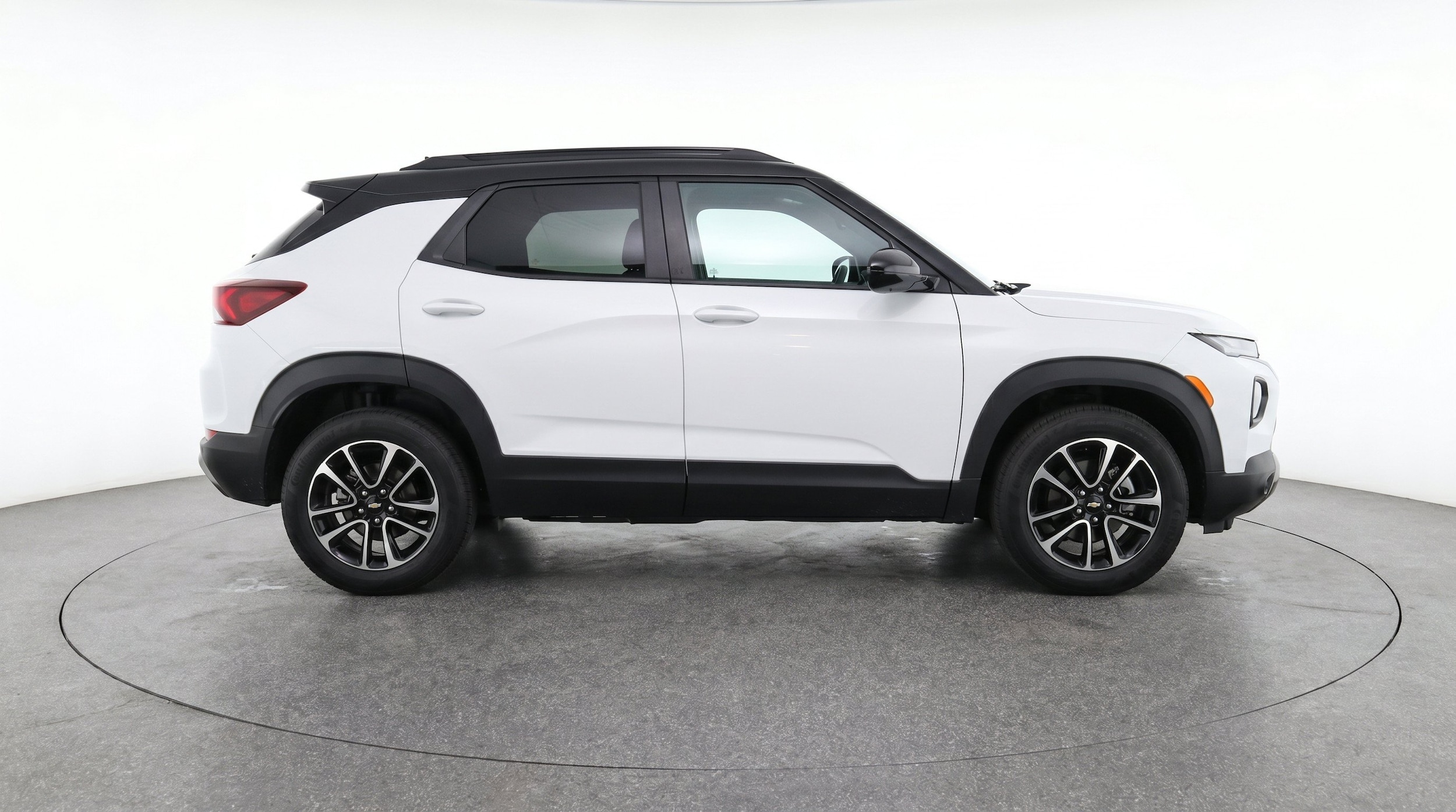 Thumbnail: 2025 Chevrolet TrailBlazer - 11