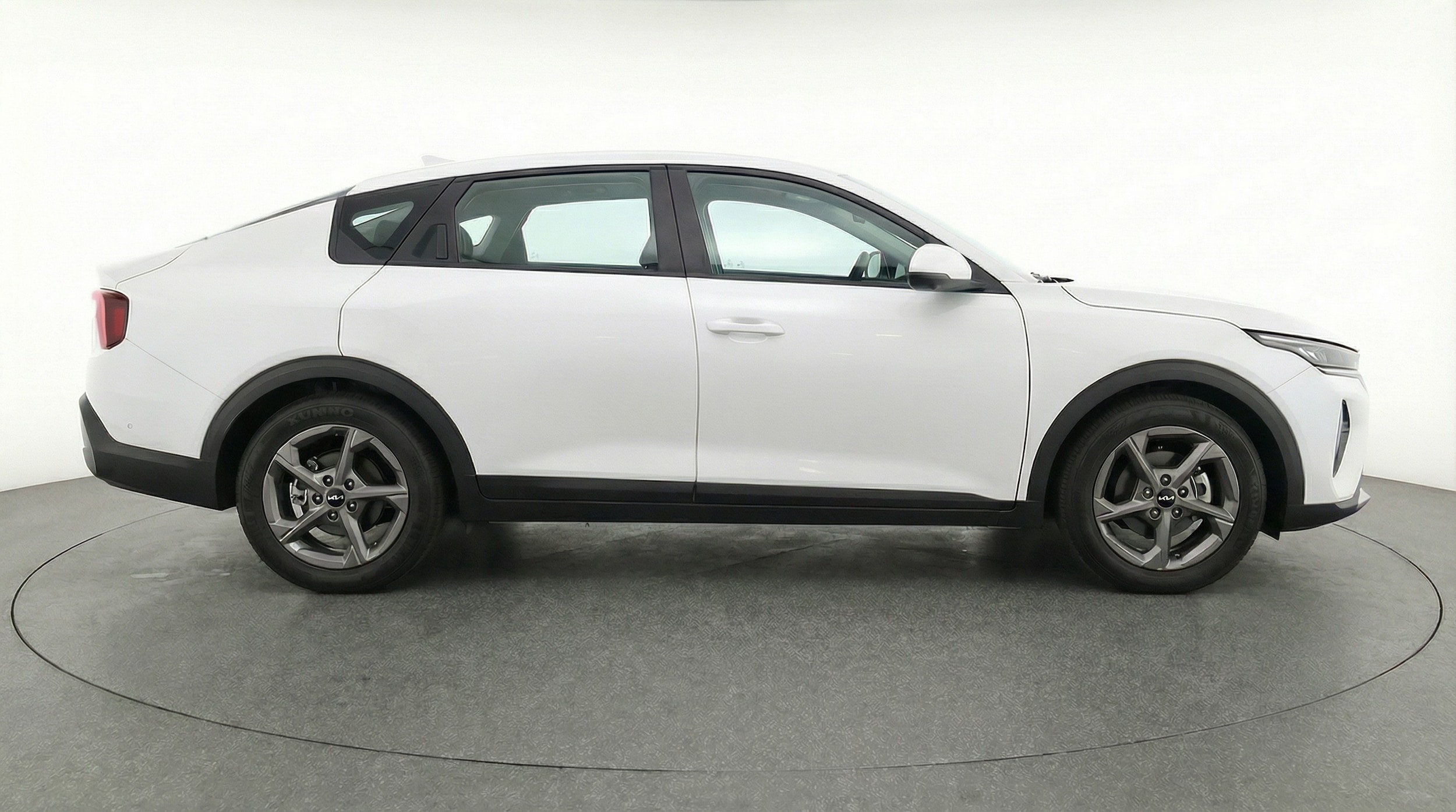 Thumbnail: 2025 Kia K4 - 8