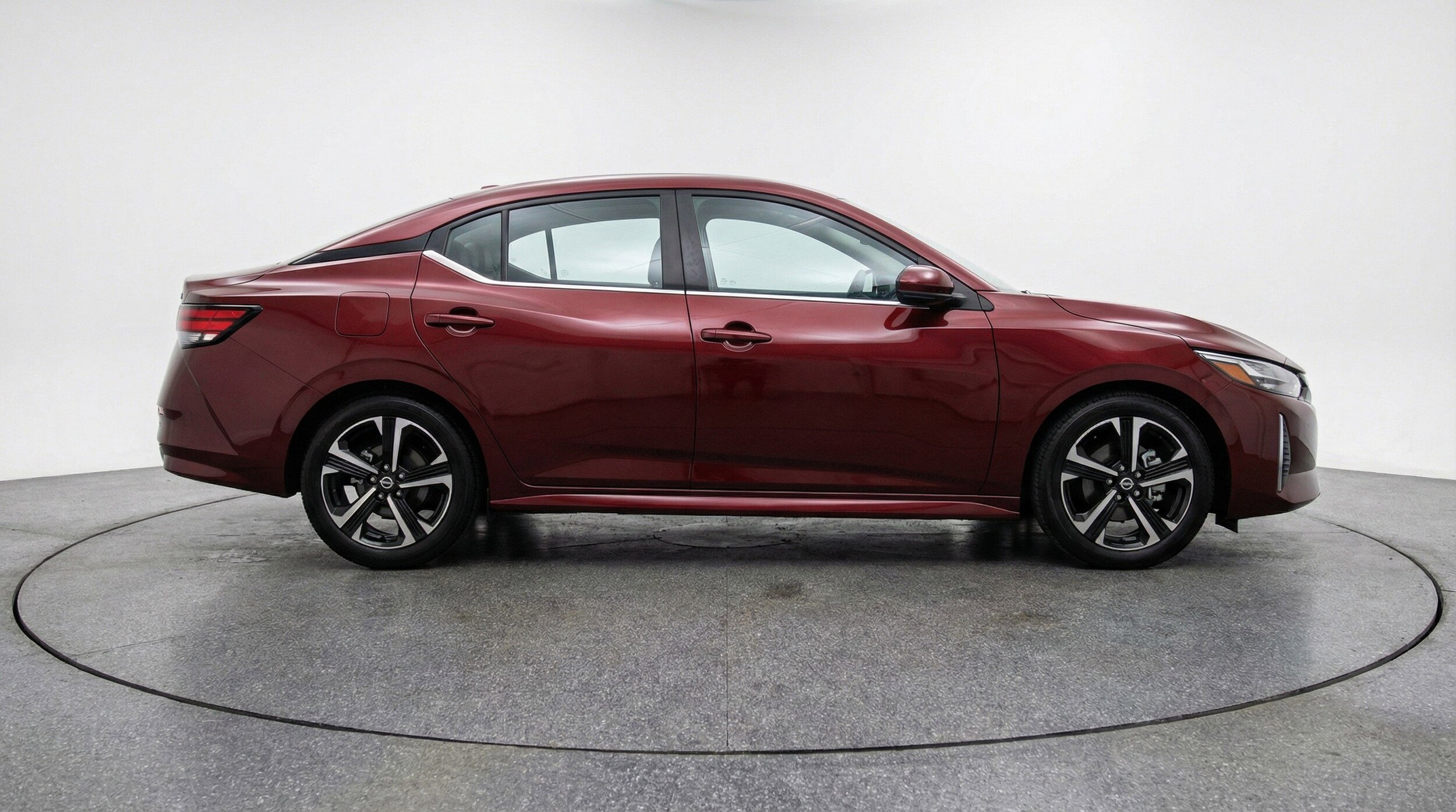 Thumbnail: 2025 Nissan Sentra - 11