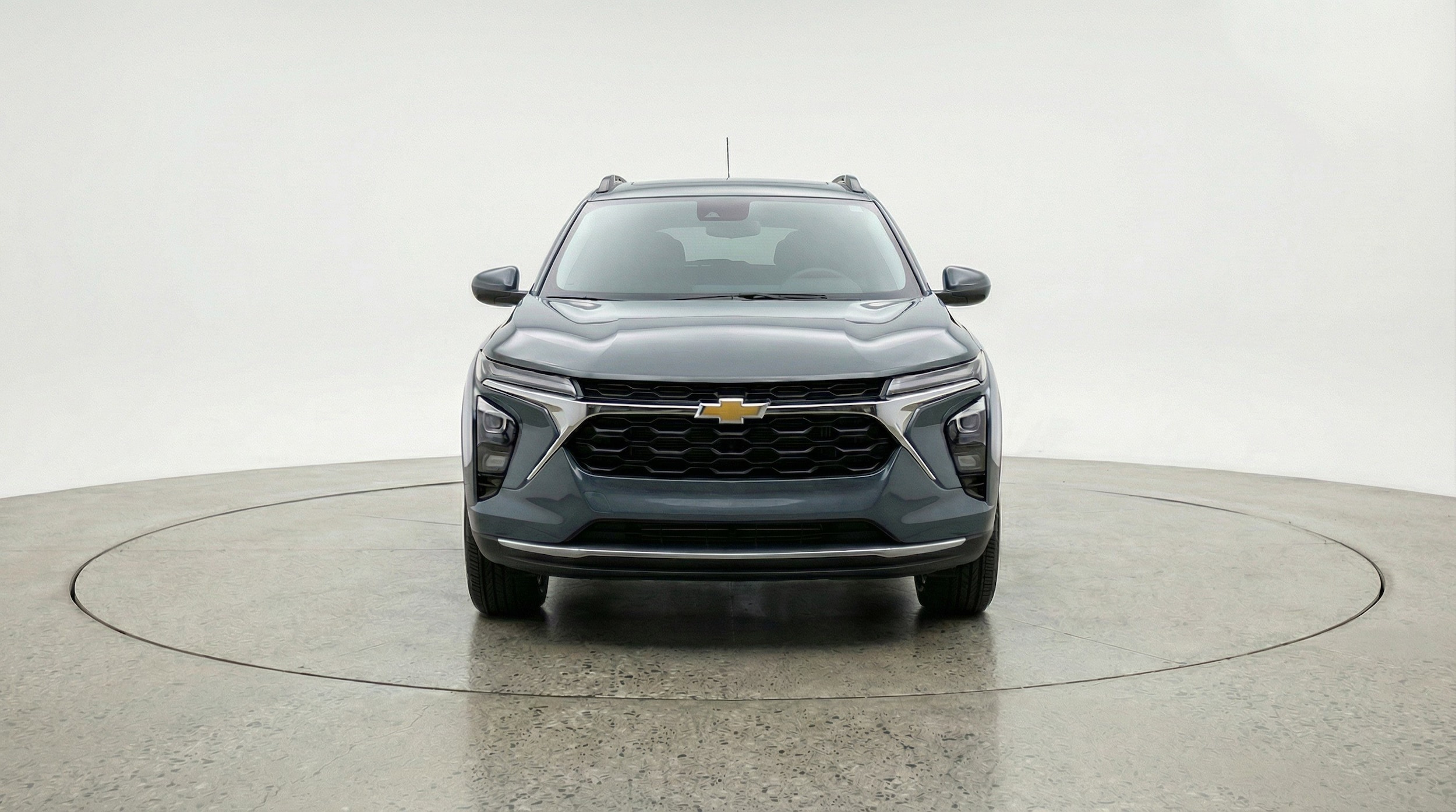 Thumbnail: 2025 Chevrolet Trax - 2