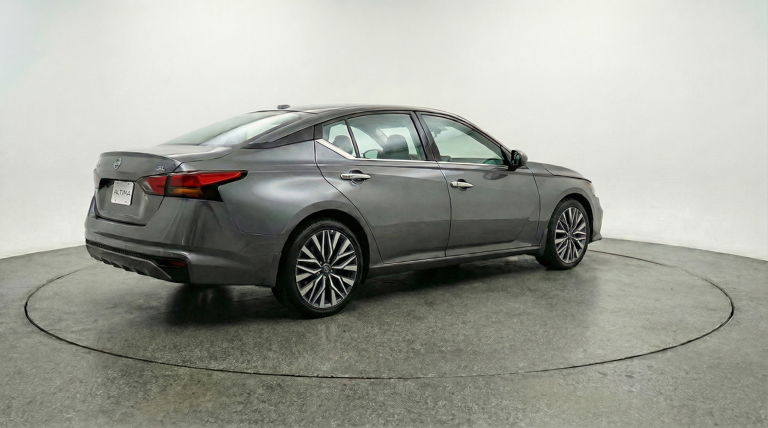 Thumbnail: 2025 Nissan Altima - 9