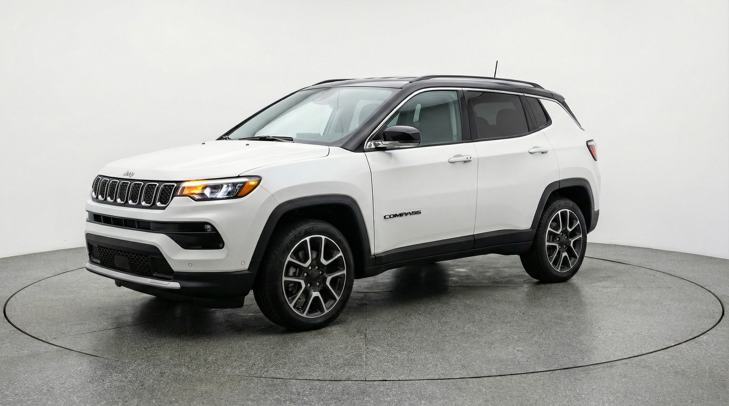 Thumbnail: 2025 Jeep Compass - 3
