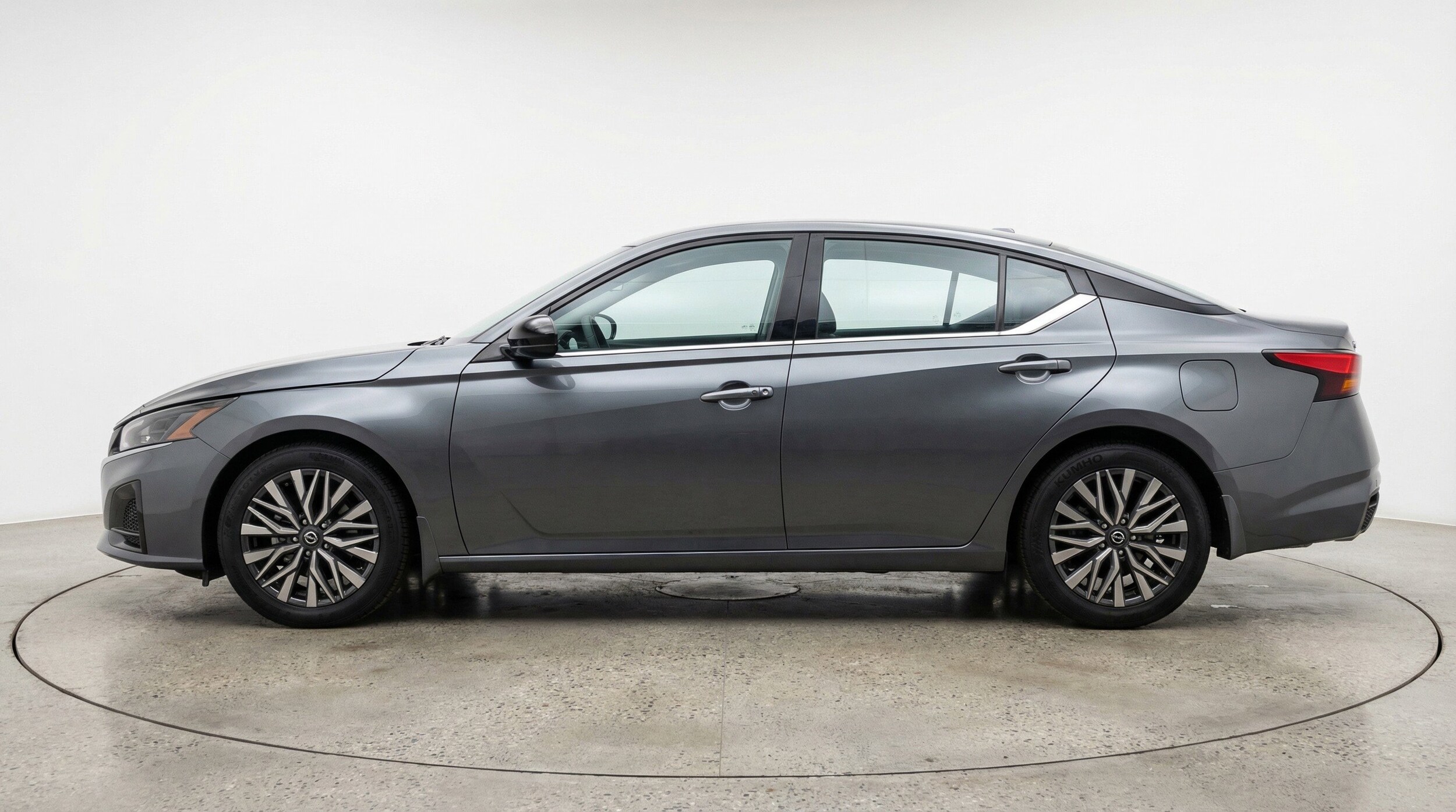 Thumbnail: 2025 Nissan Altima - 5