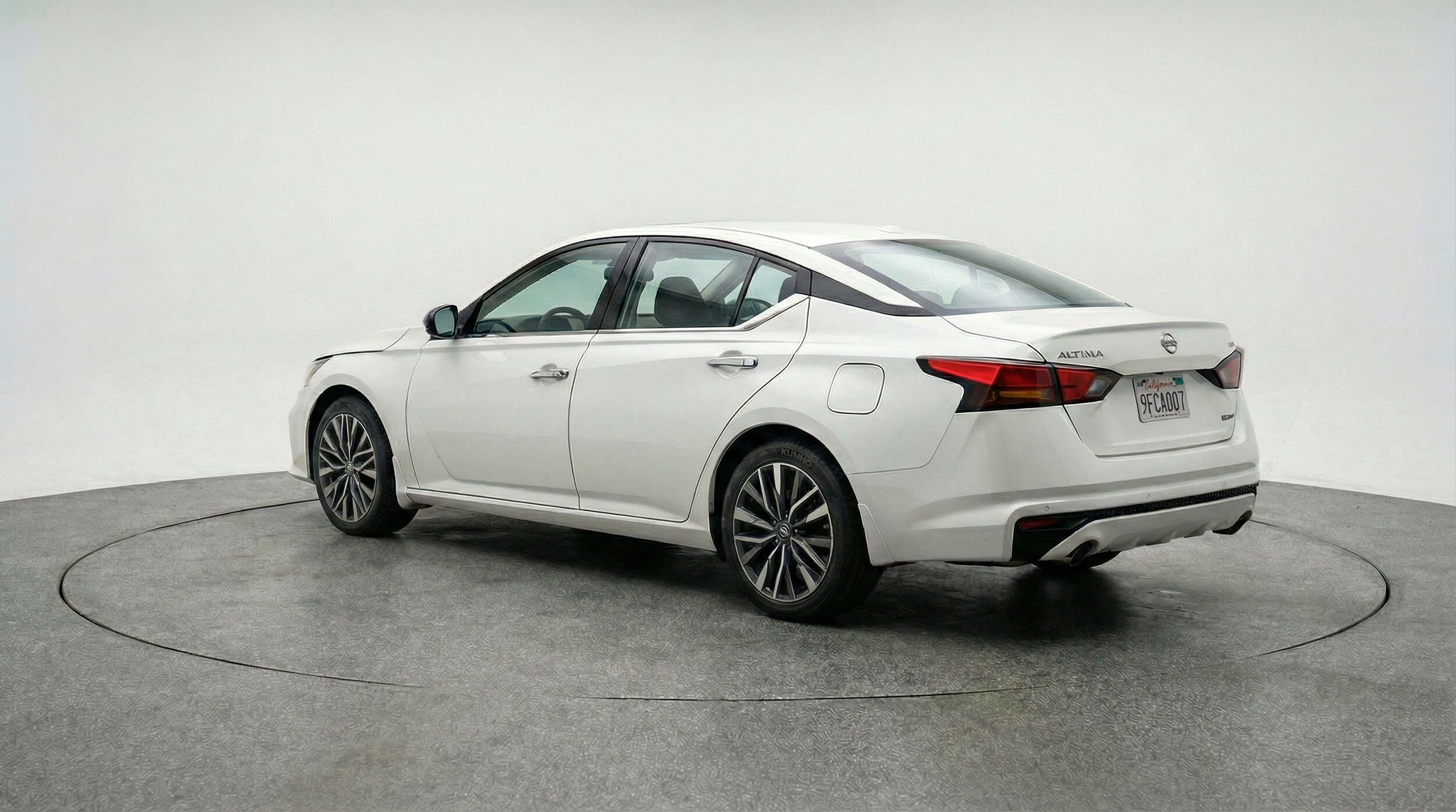 Thumbnail: 2025 Nissan Altima - 5