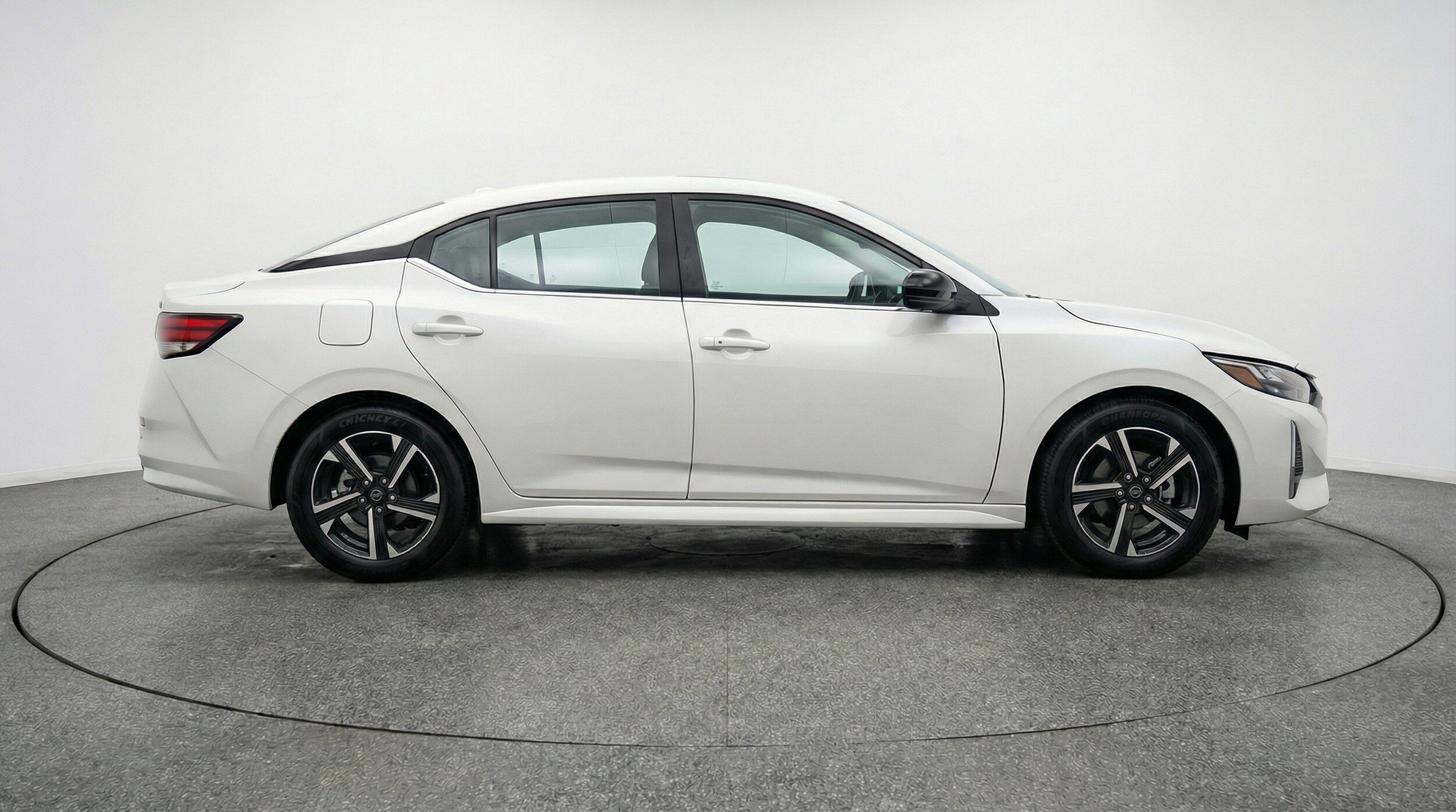 Thumbnail: 2025 Nissan Sentra - 11