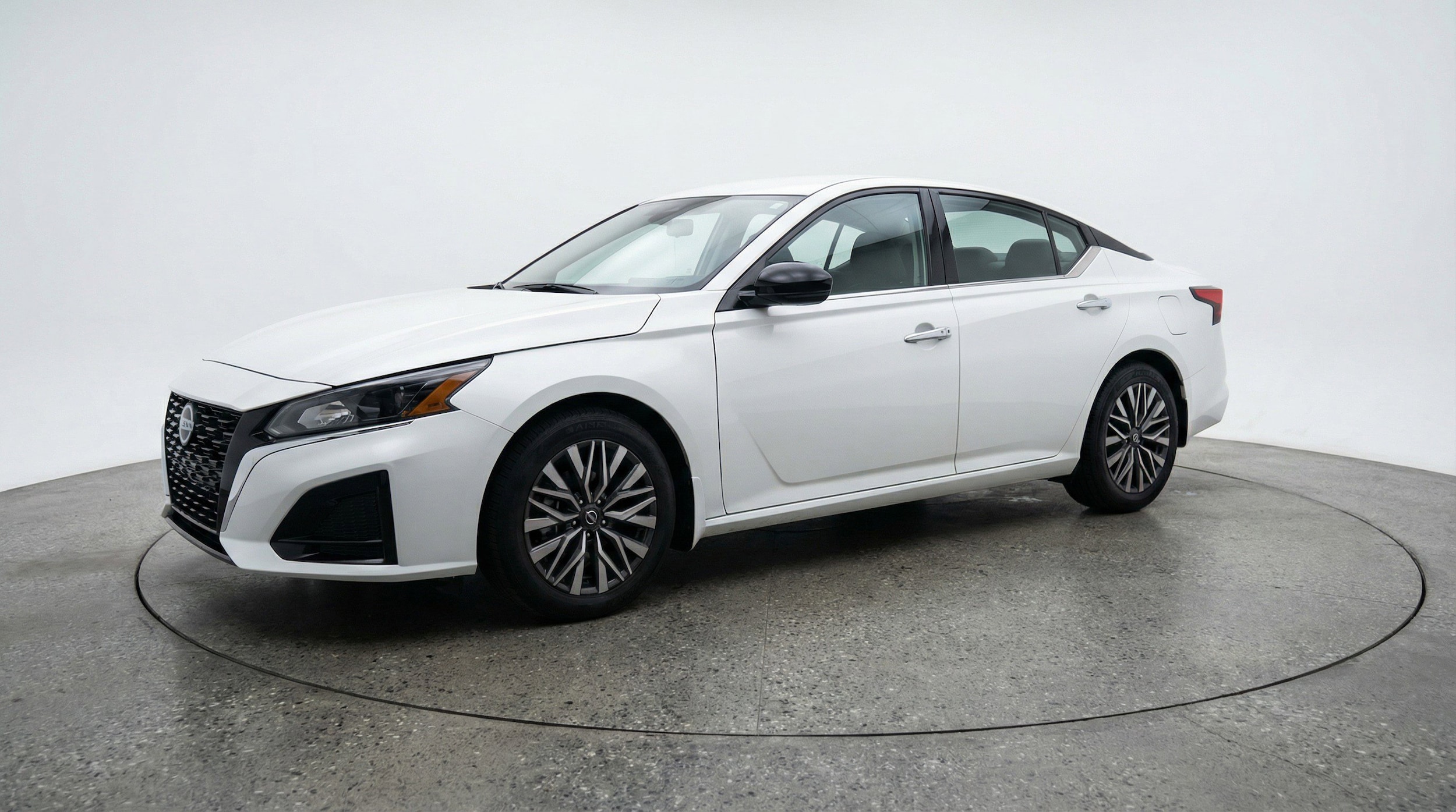 Thumbnail: 2025 Nissan Altima - 3