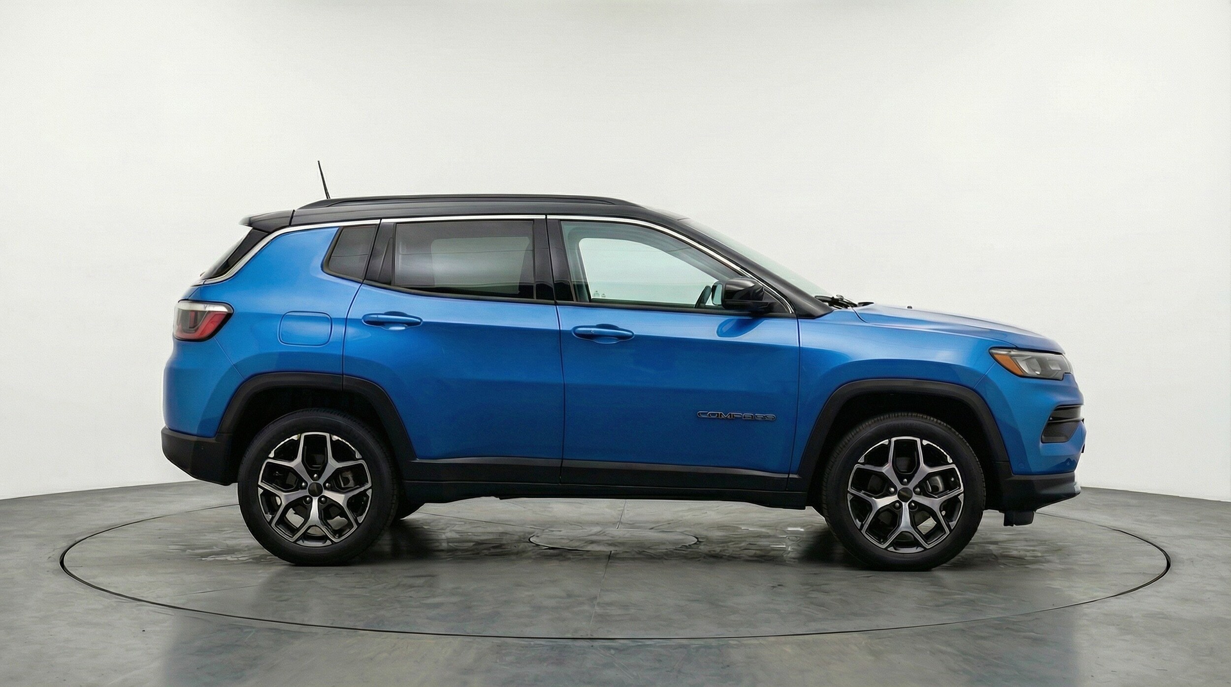 Thumbnail: 2025 Jeep Compass - 11
