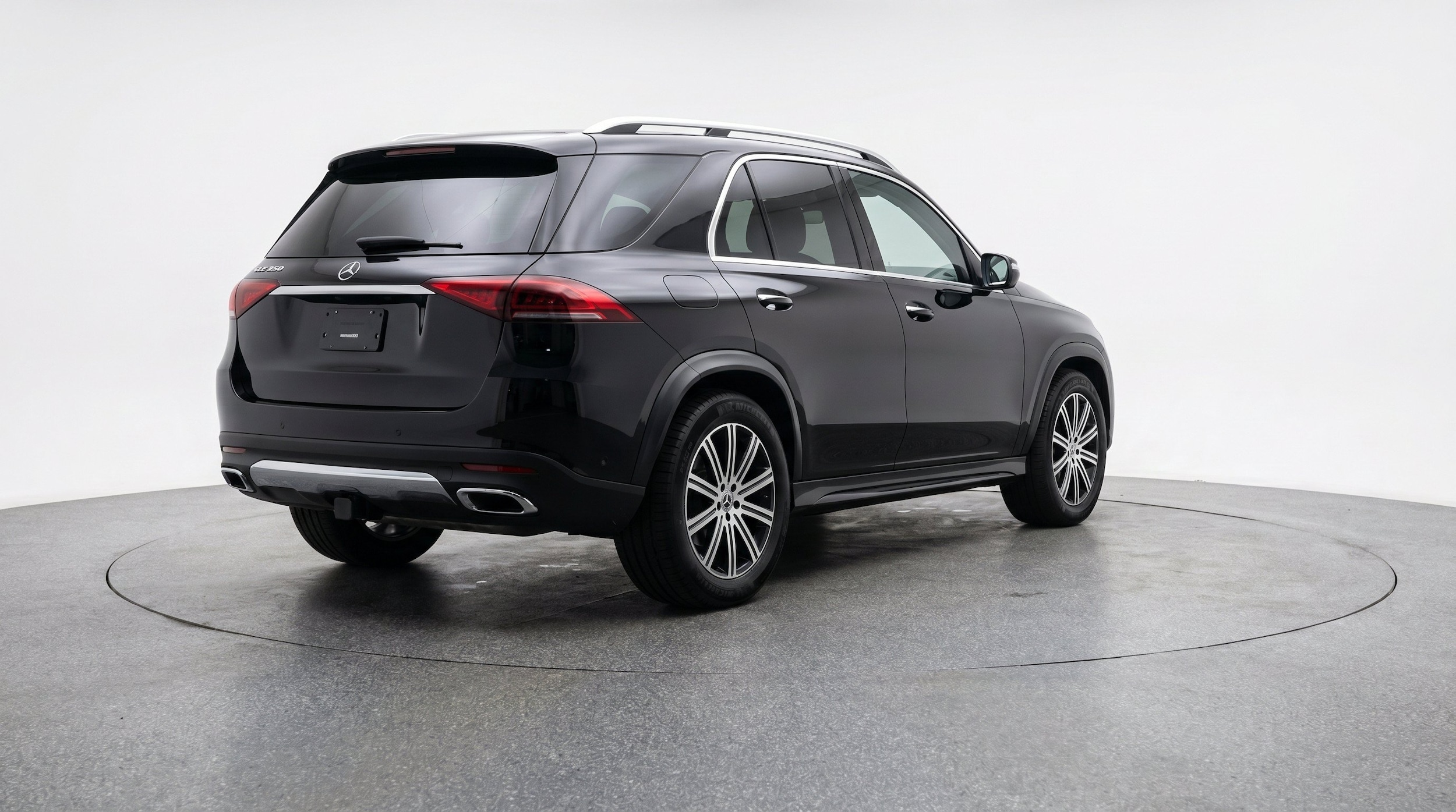 Thumbnail: 2026 Mercedes-Benz GLE - 9