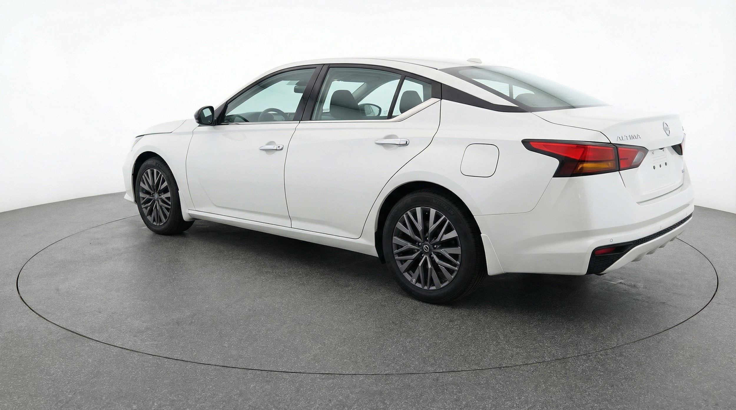 Thumbnail: 2025 Nissan Altima - 6