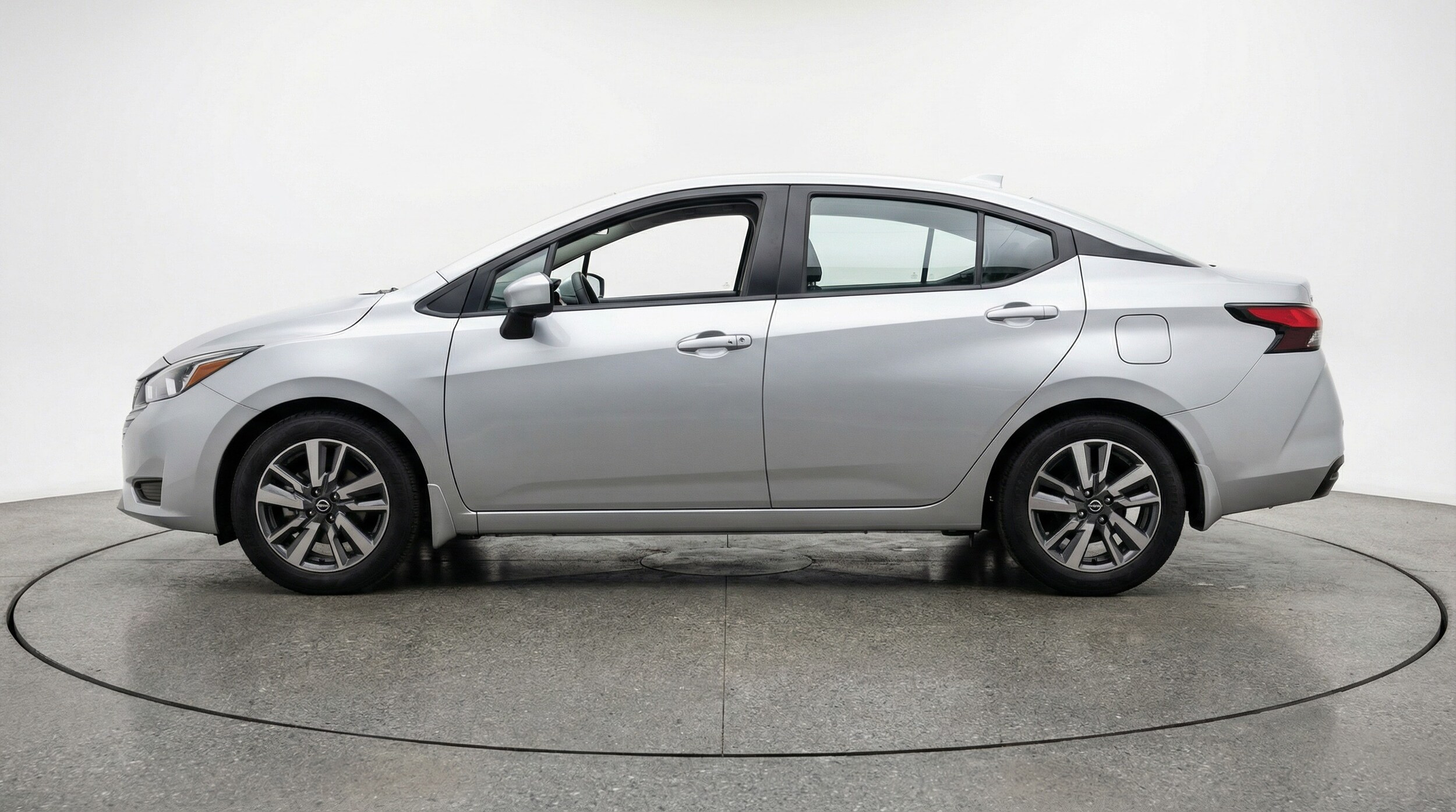 Thumbnail: 2025 Nissan Versa - 4