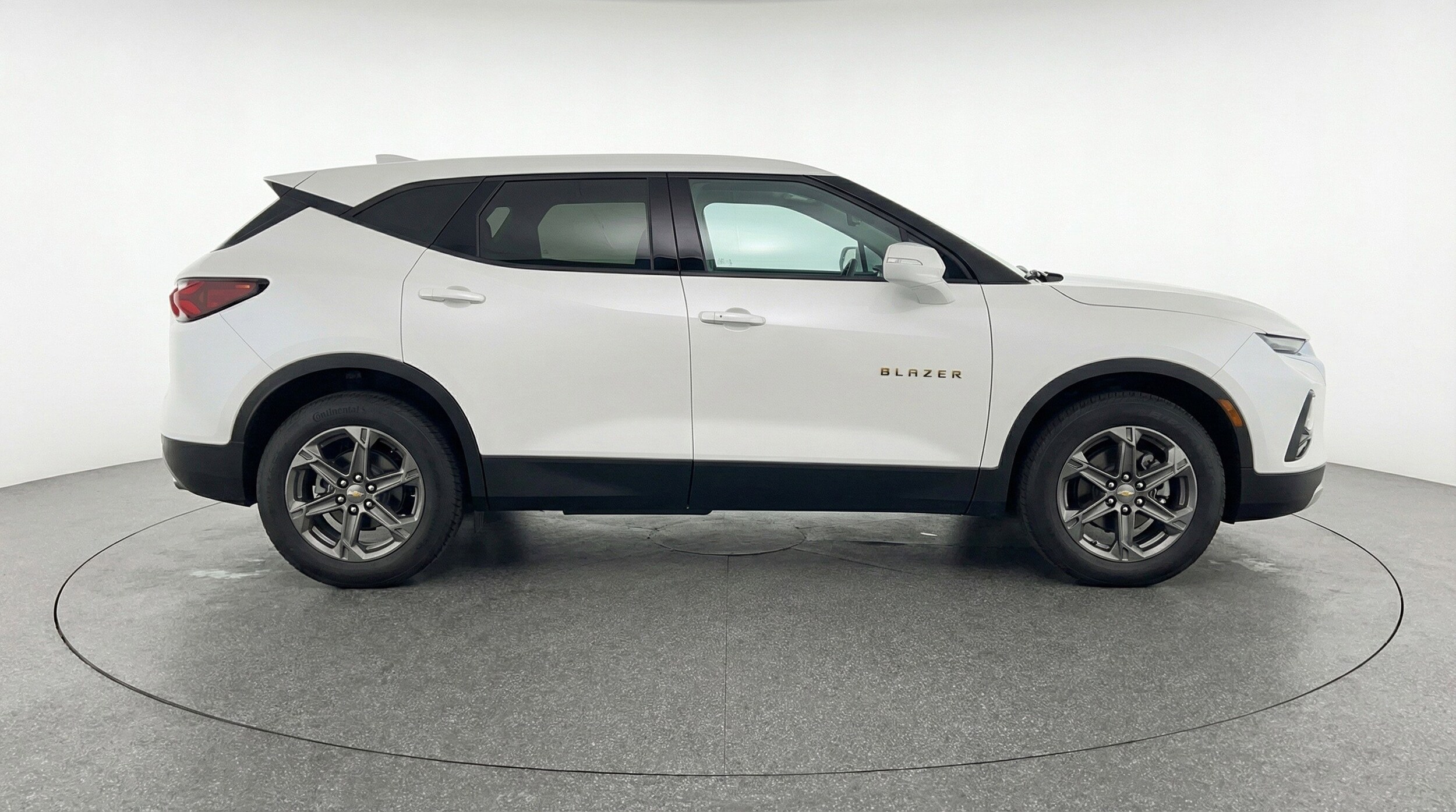 Thumbnail: 2025 Chevrolet Blazer - 11