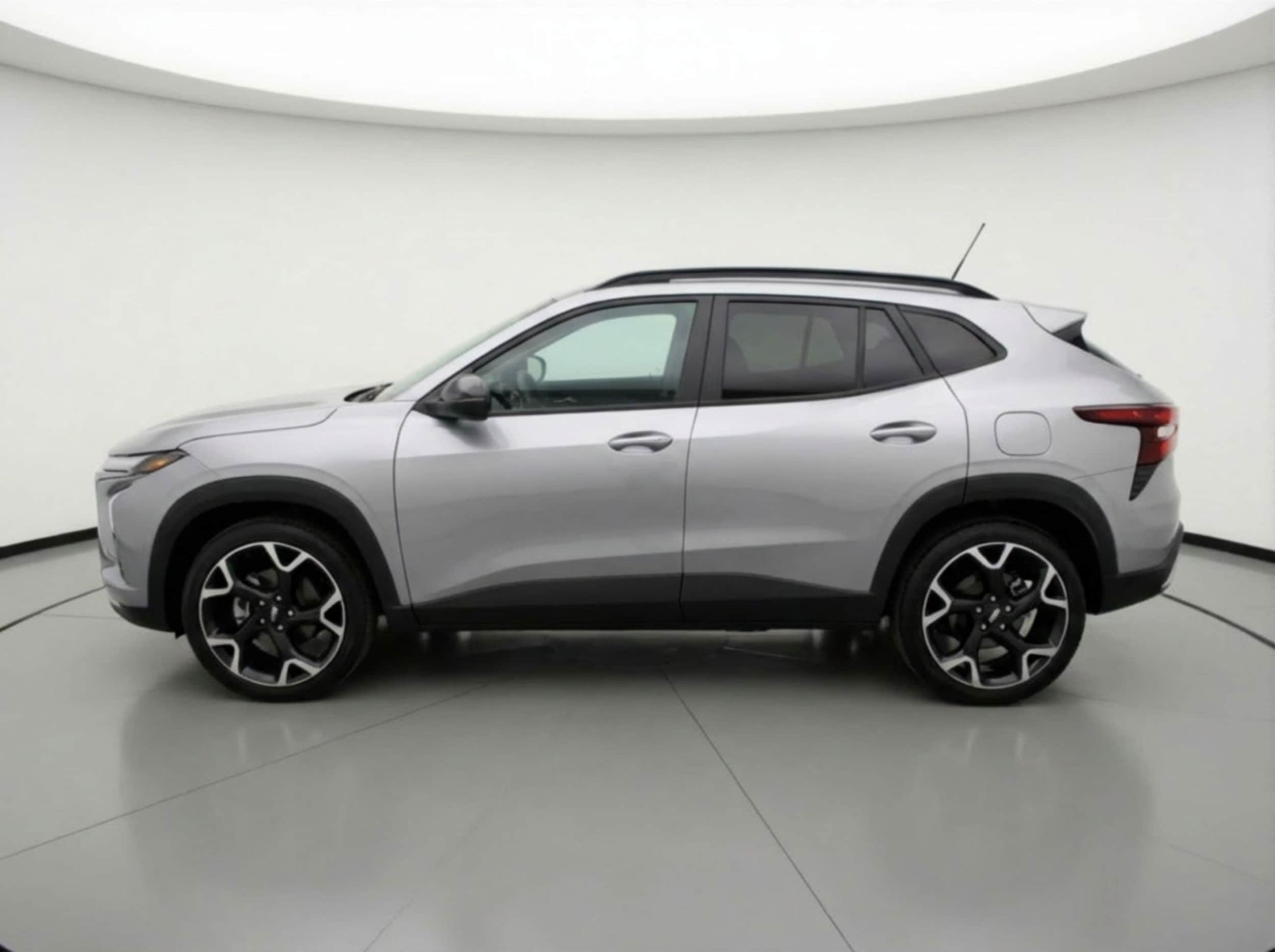 Thumbnail: 2025 Chevrolet Trax - 4