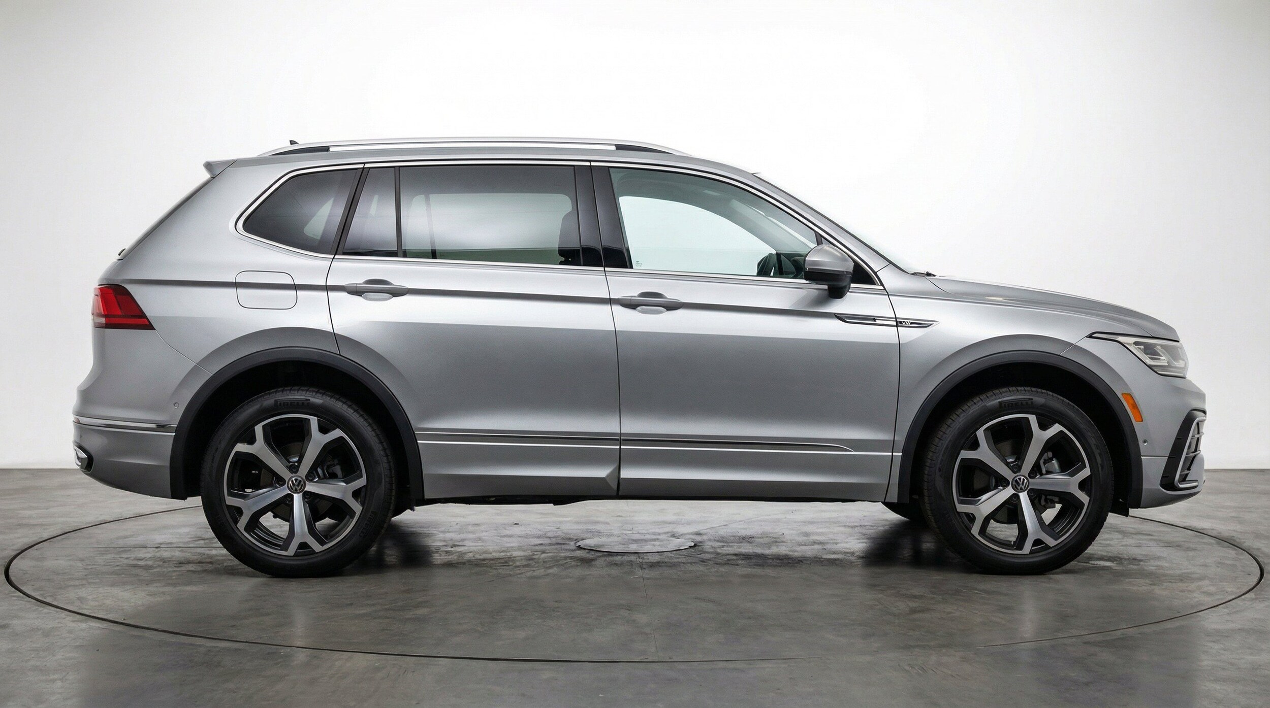 Thumbnail: 2026 Volkswagen Tiguan - 11