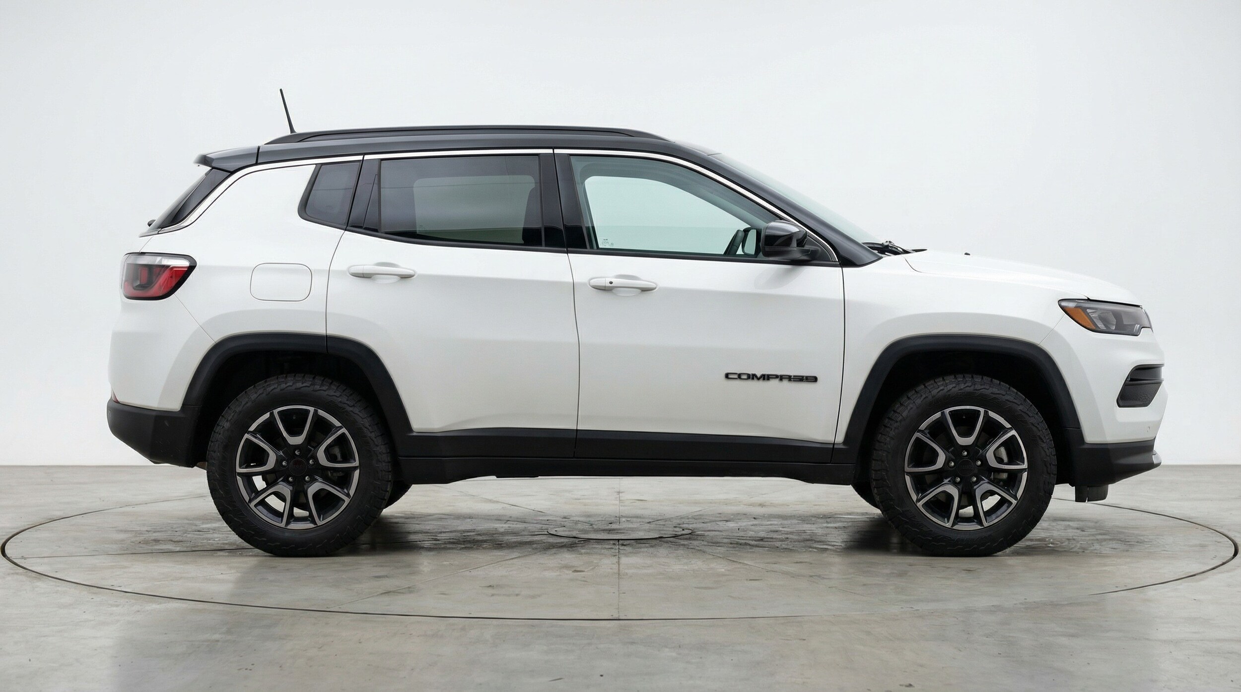 Thumbnail: 2025 Jeep Compass - 8