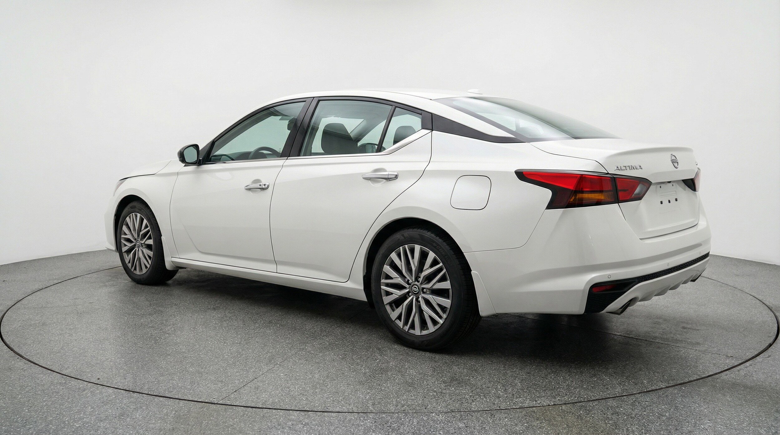 Thumbnail: 2025 Nissan Altima - 6