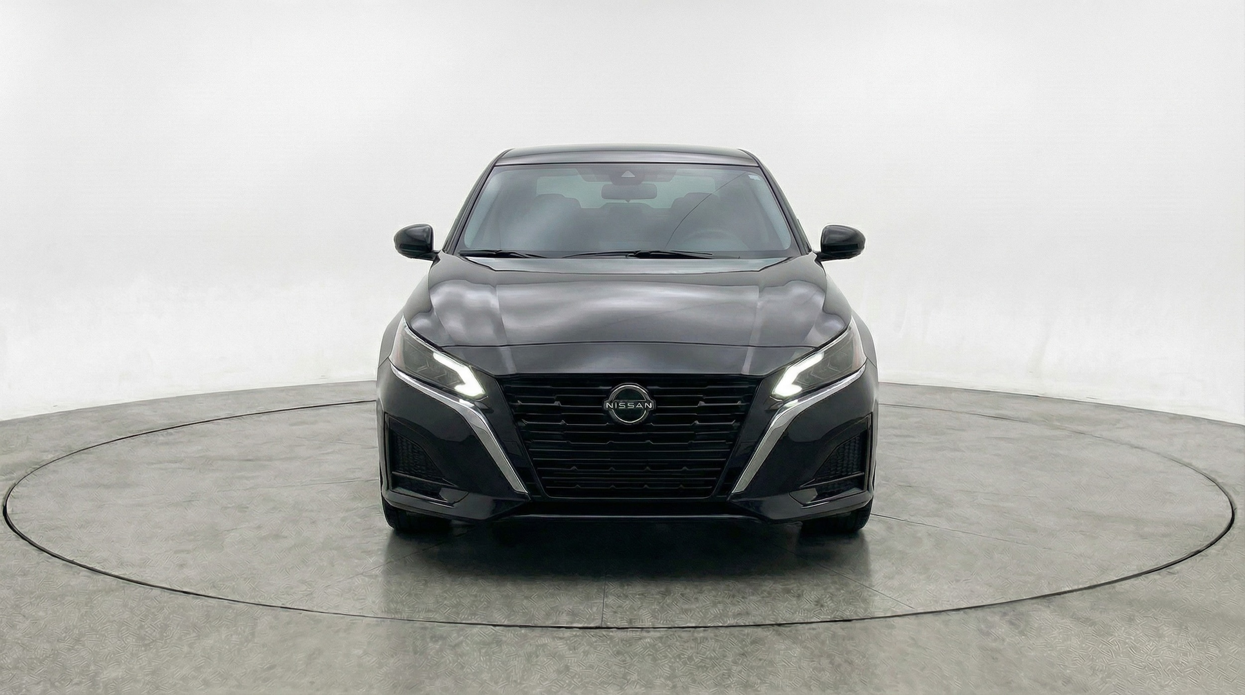 Thumbnail: 2025 Nissan Altima - 2