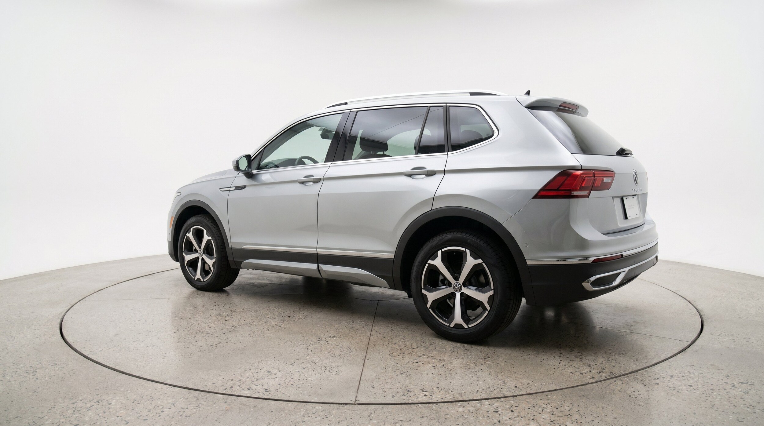 Thumbnail: 2026 Volkswagen Tiguan - 6