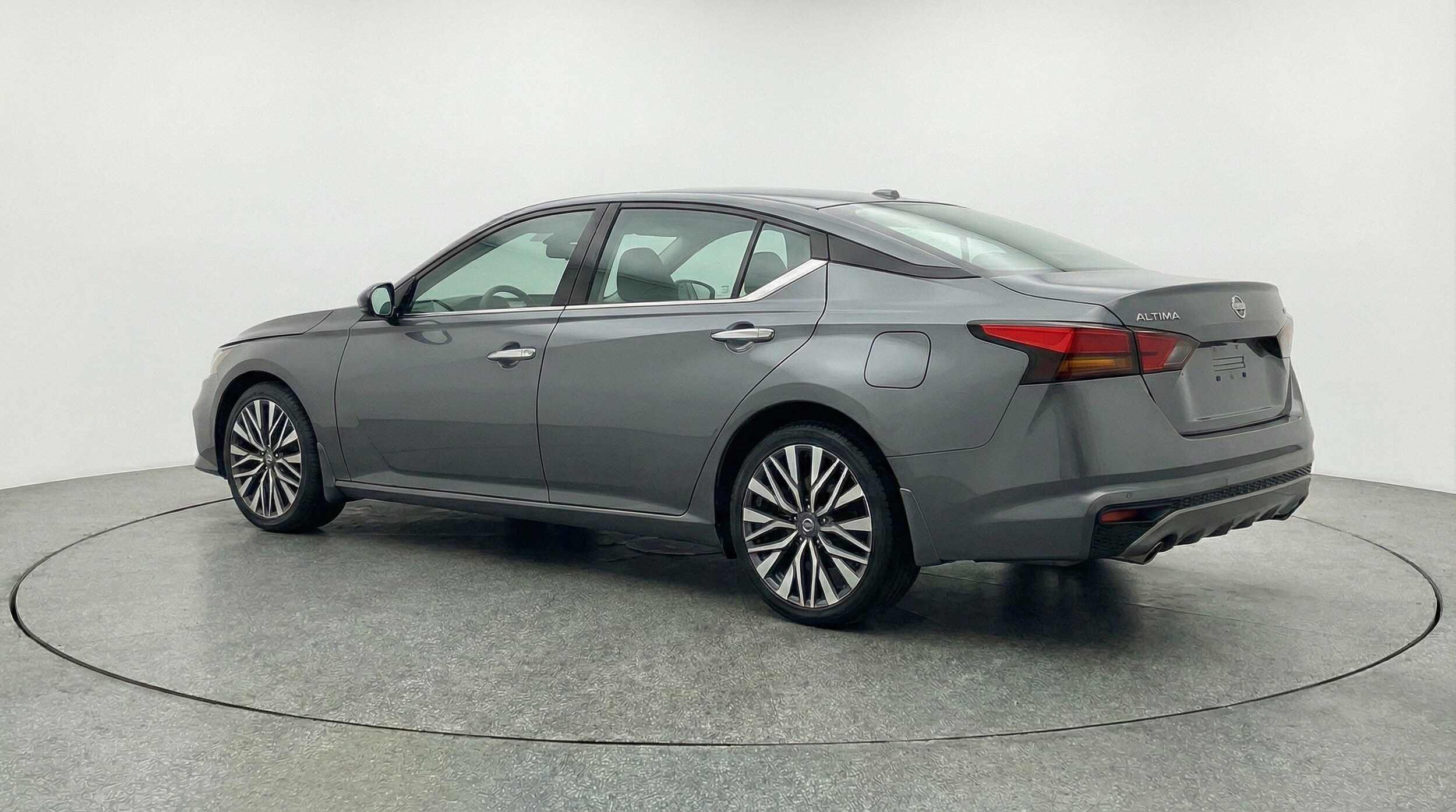 Thumbnail: 2025 Nissan Altima - 6