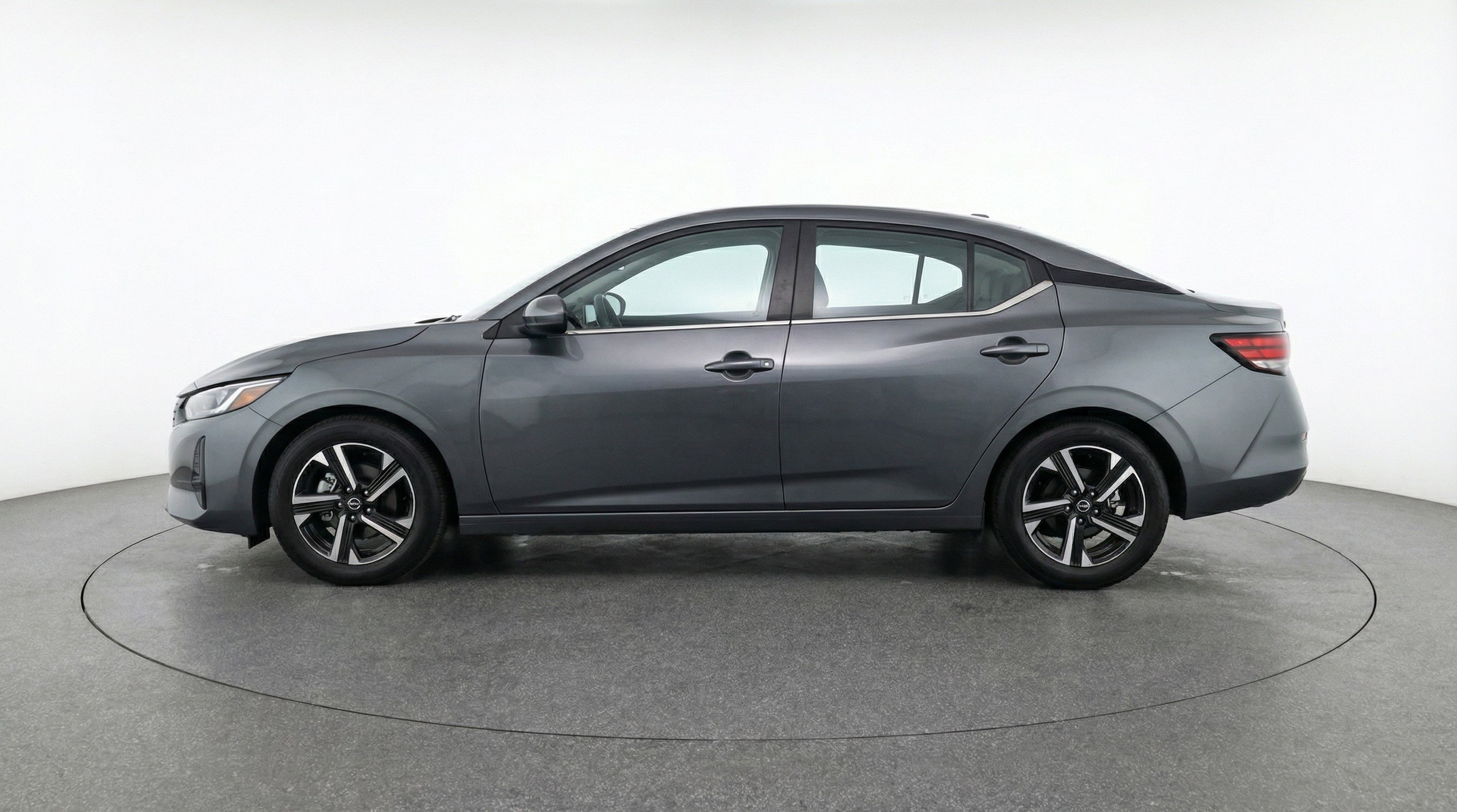 Thumbnail: 2025 Nissan Sentra - 5