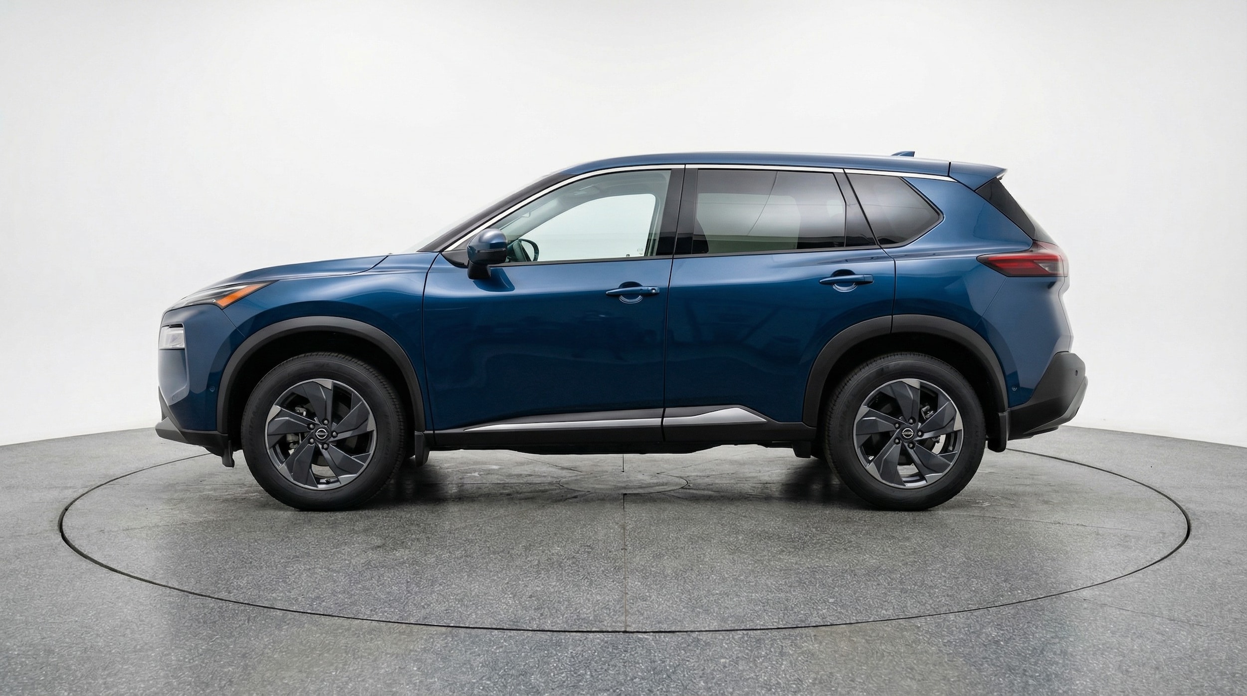 Thumbnail: 2025 Nissan Rogue - 4