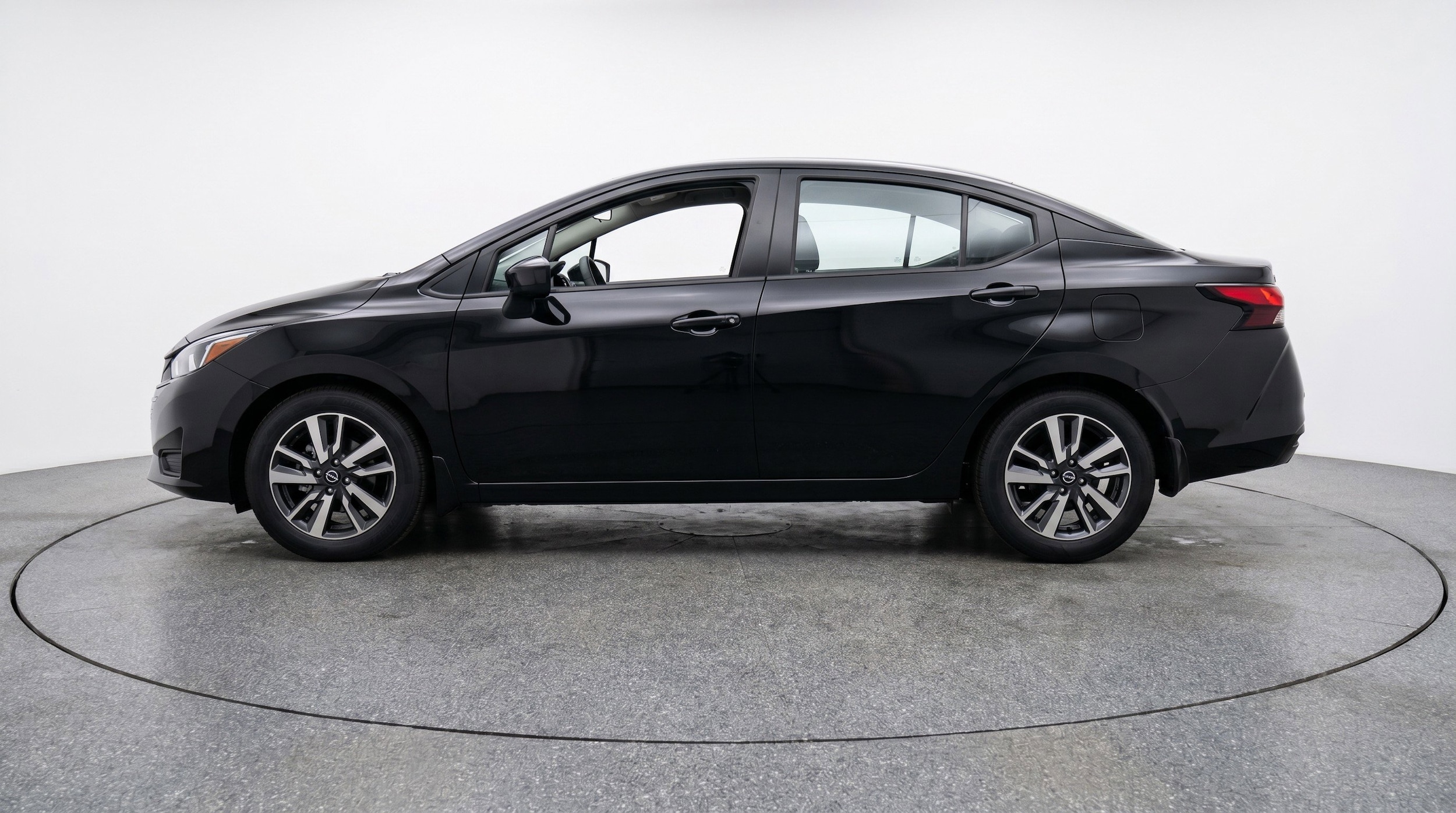 Thumbnail: 2025 Nissan Versa - 5