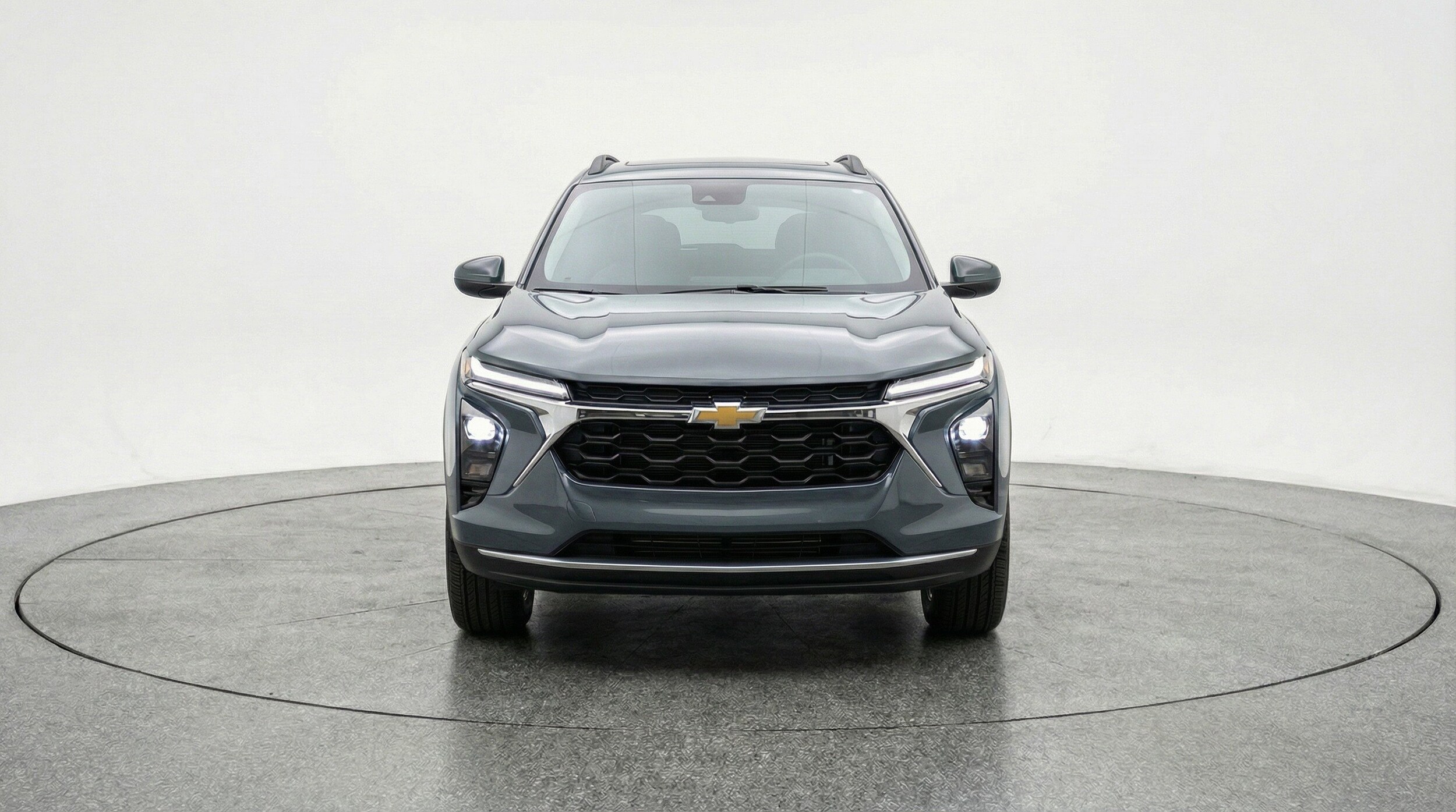 Thumbnail: 2025 Chevrolet Trax - 2