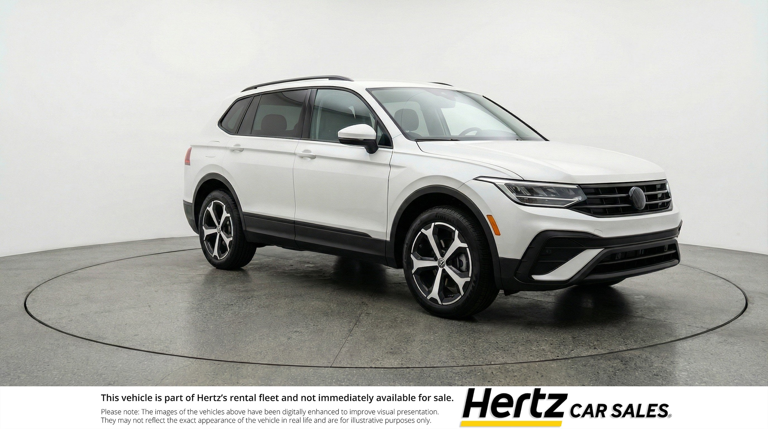 Thumbnail: 2026 Volkswagen Tiguan - 1