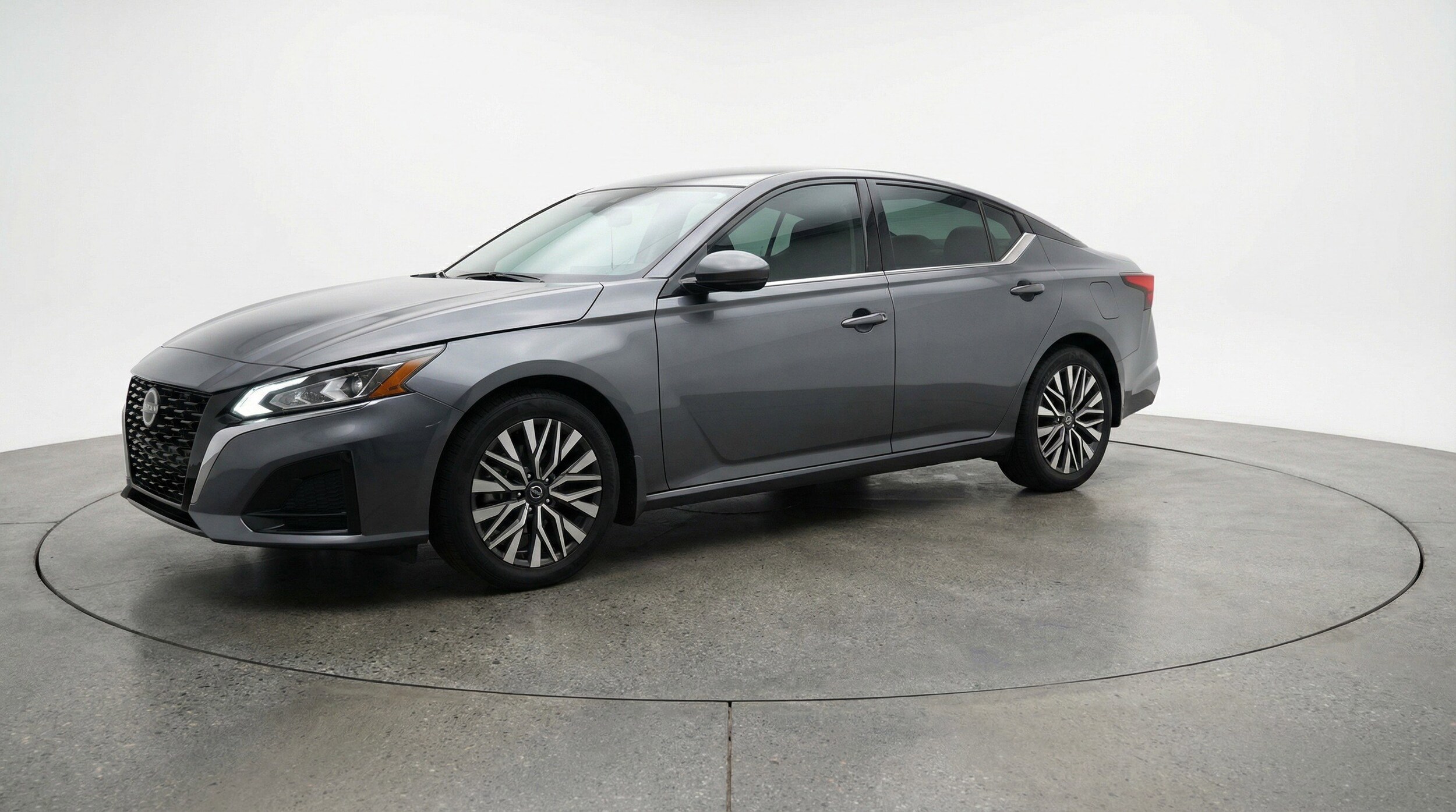 Thumbnail: 2025 Nissan Altima - 3