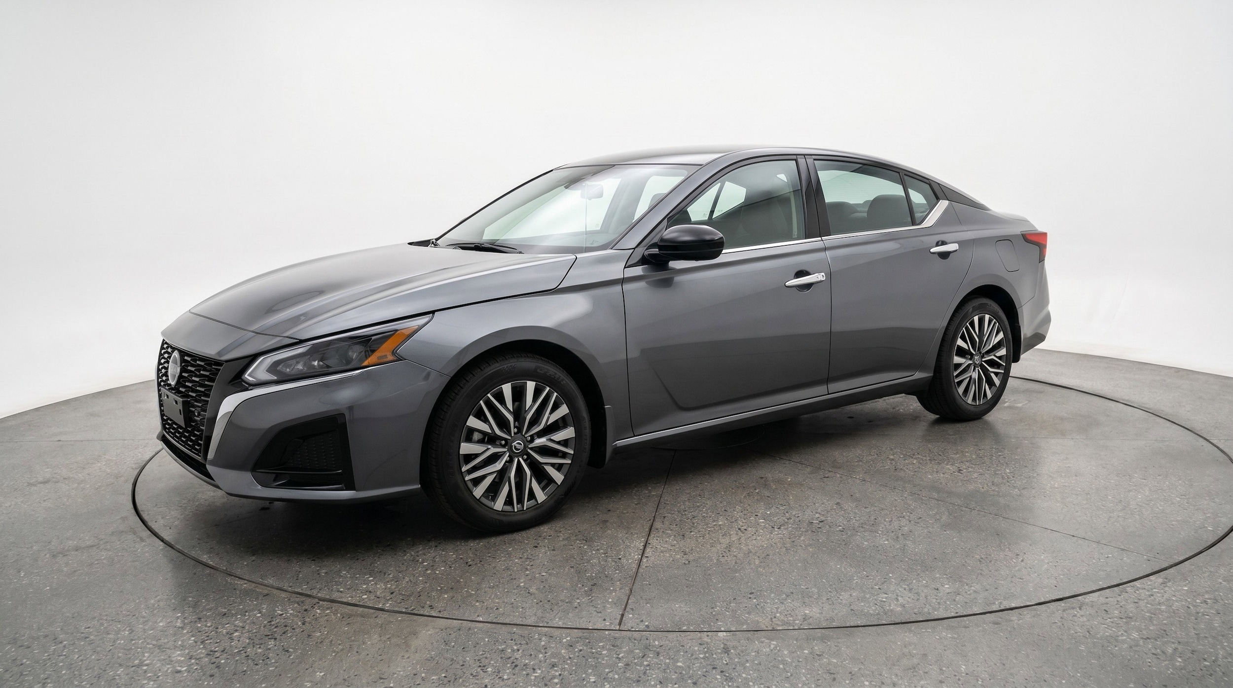 Thumbnail: 2025 Nissan Altima - 3
