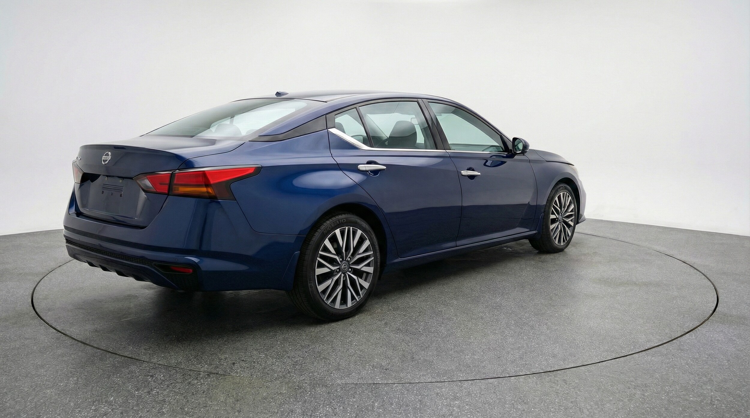 Thumbnail: 2025 Nissan Altima - 7