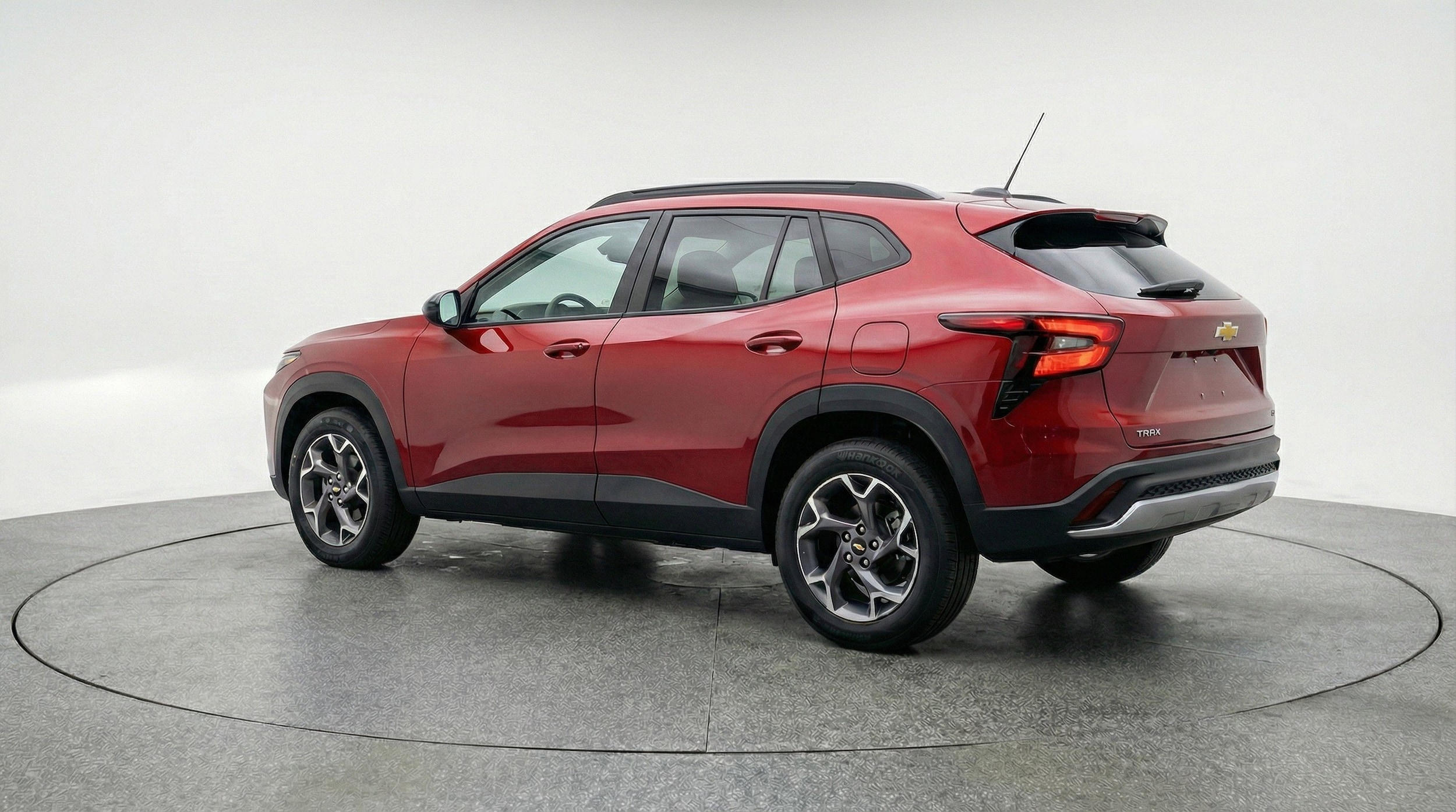 Thumbnail: 2025 Chevrolet Trax - 6