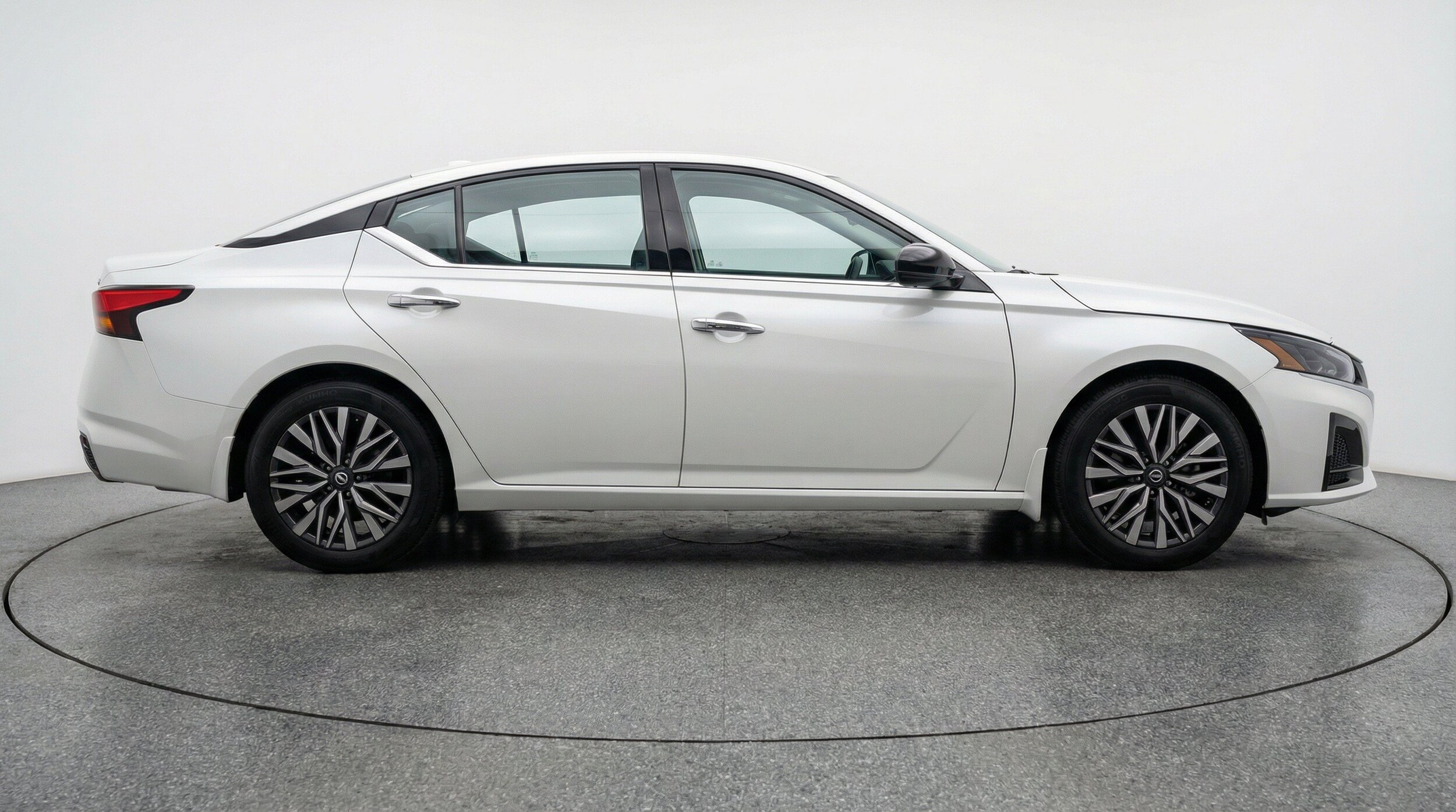 Thumbnail: 2025 Nissan Altima - 11