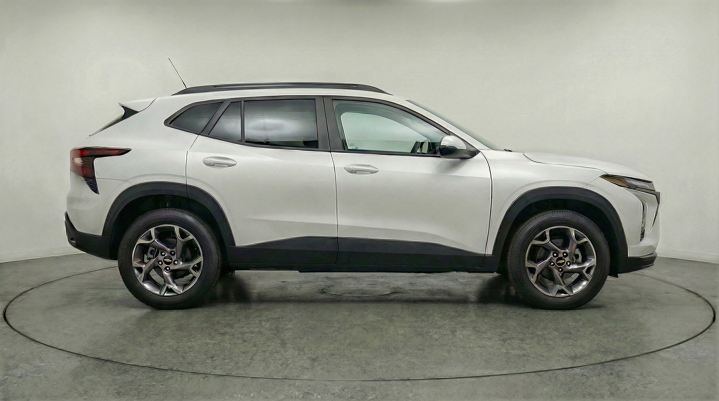 Thumbnail: 2025 Chevrolet Trax - 11