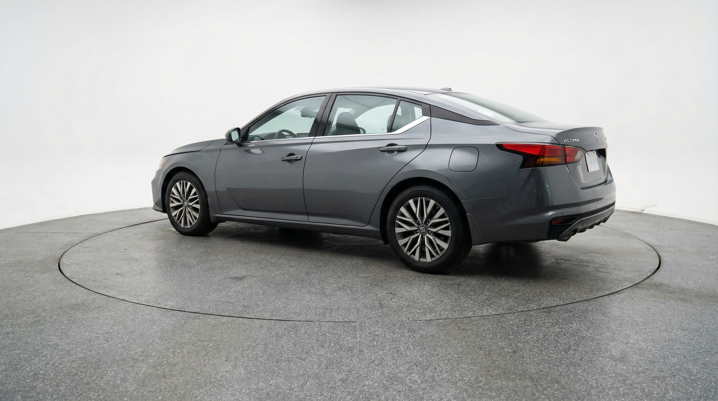 Thumbnail: 2025 Nissan Altima - 5