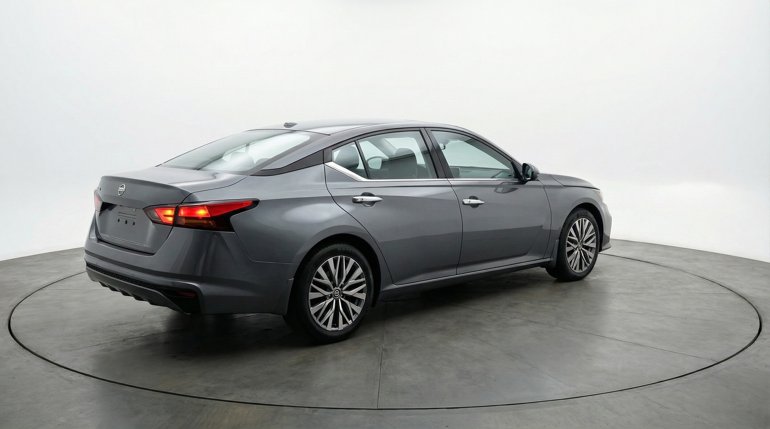 Thumbnail: 2025 Nissan Altima - 7