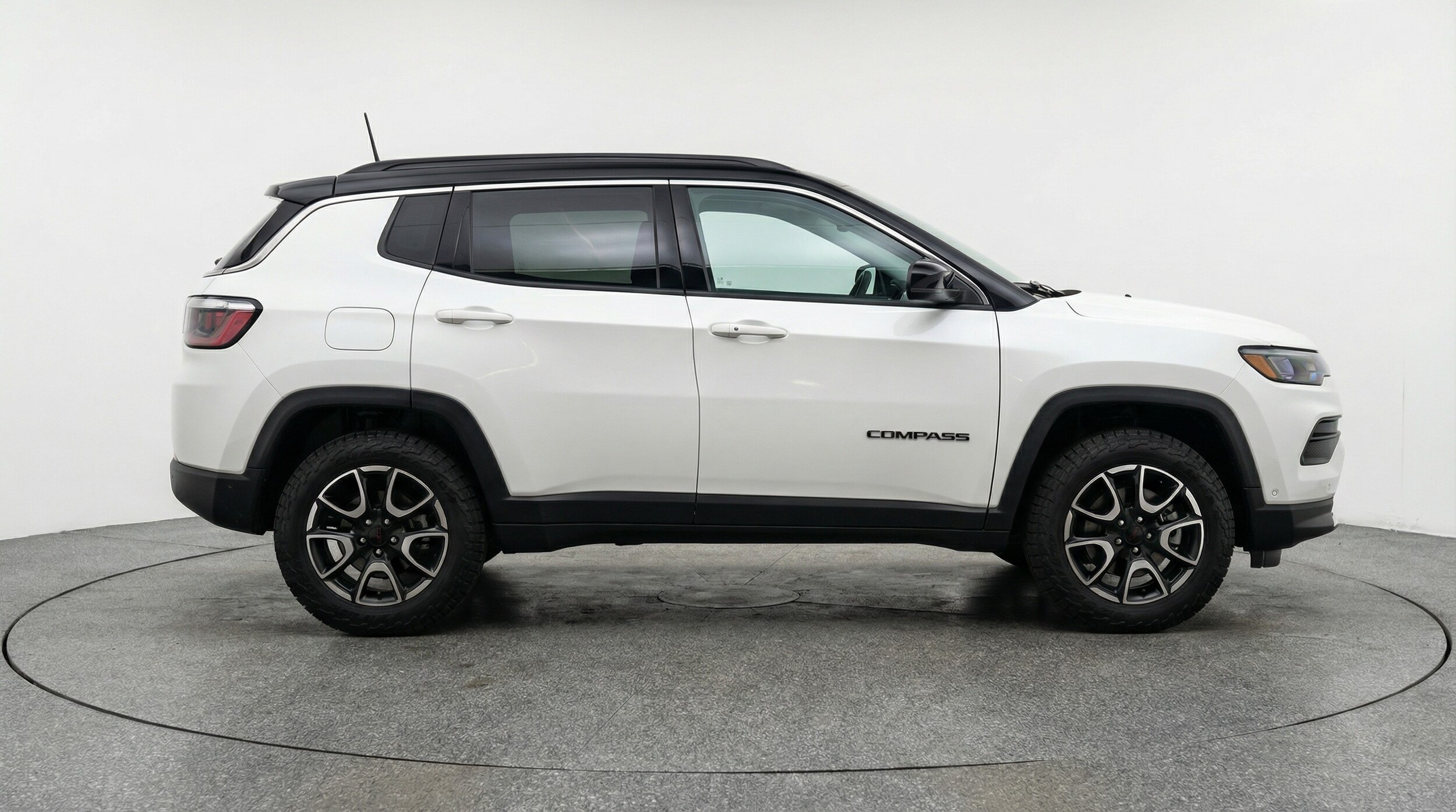Thumbnail: 2025 Jeep Compass - 8