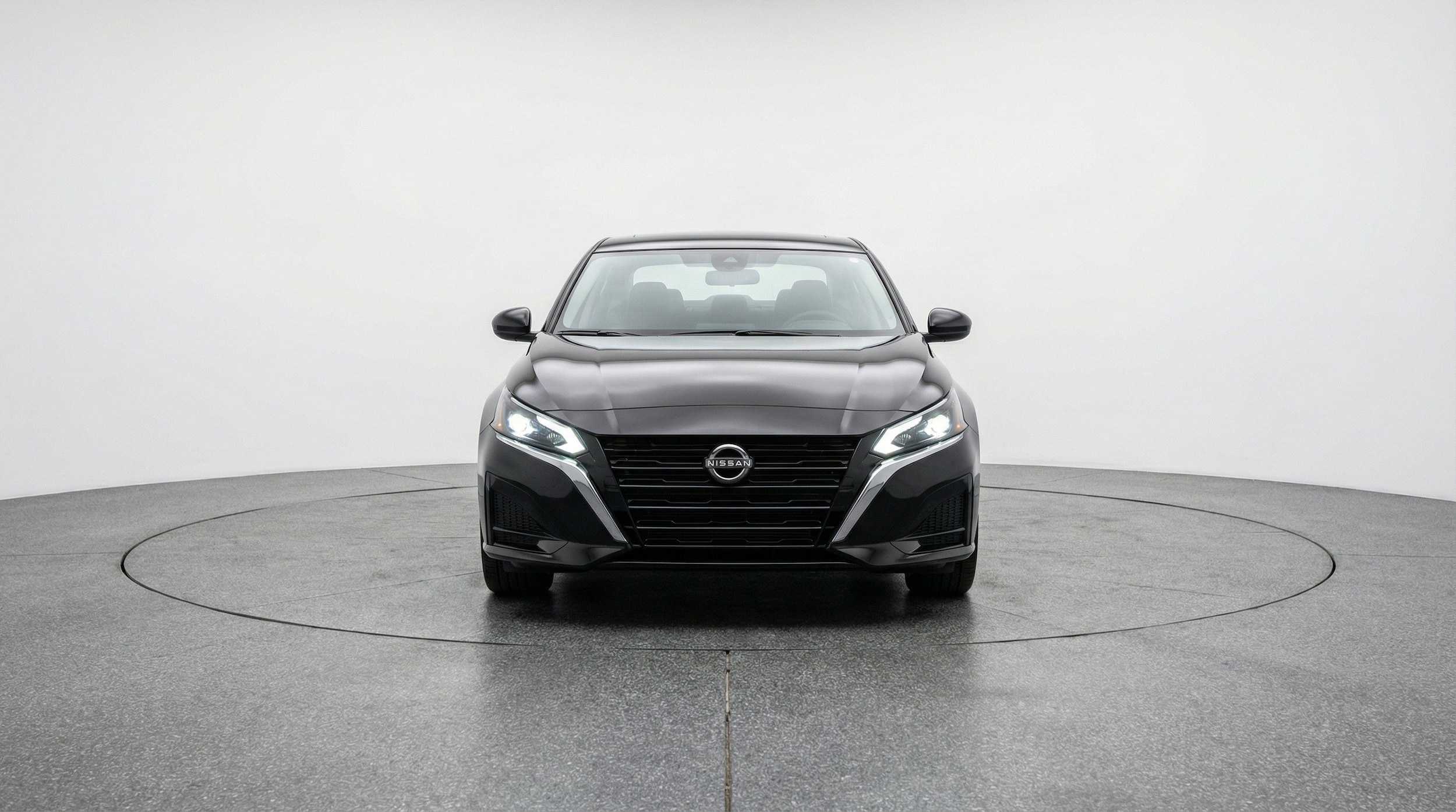 Thumbnail: 2025 Nissan Altima - 2