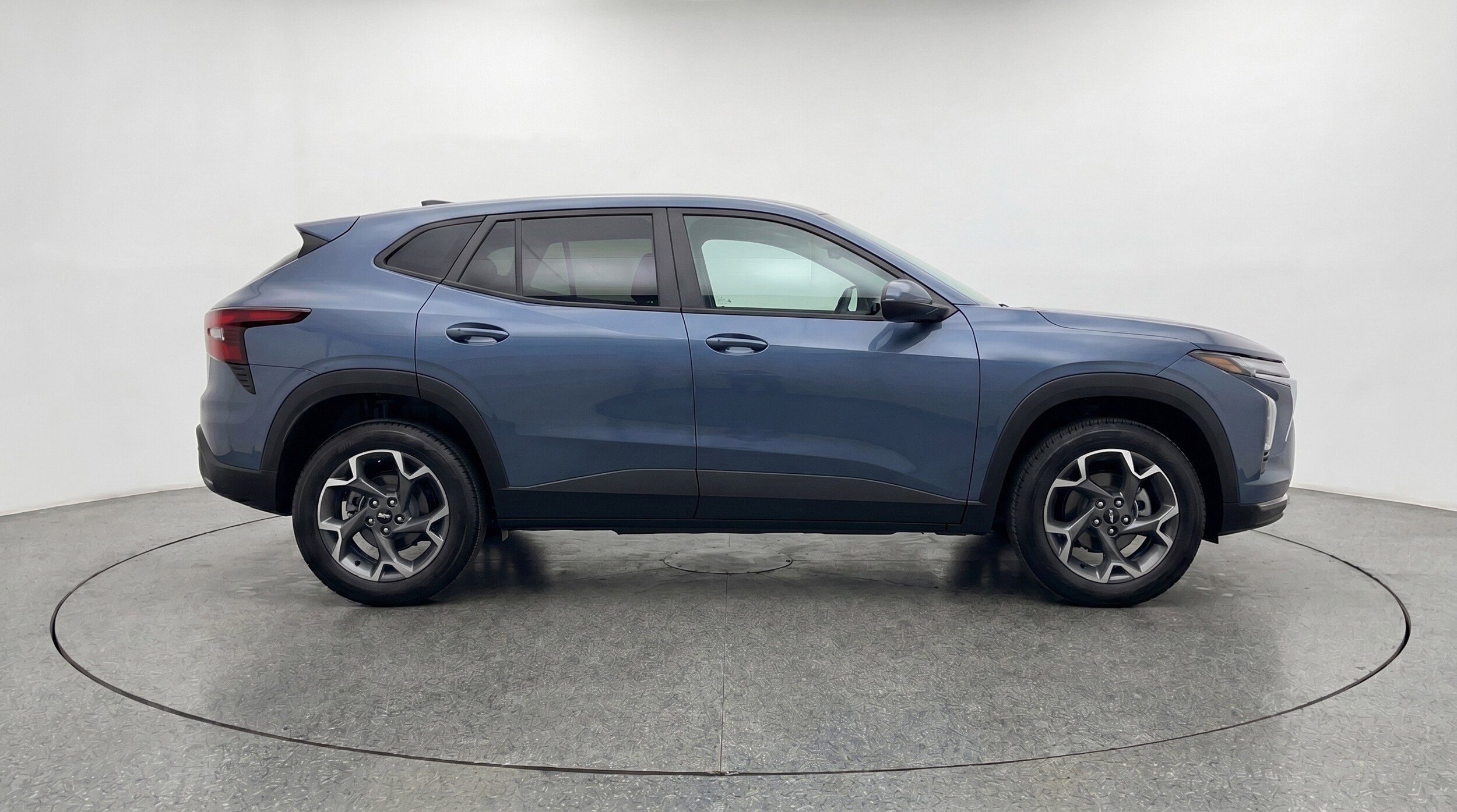 Thumbnail: 2025 Chevrolet Trax - 11