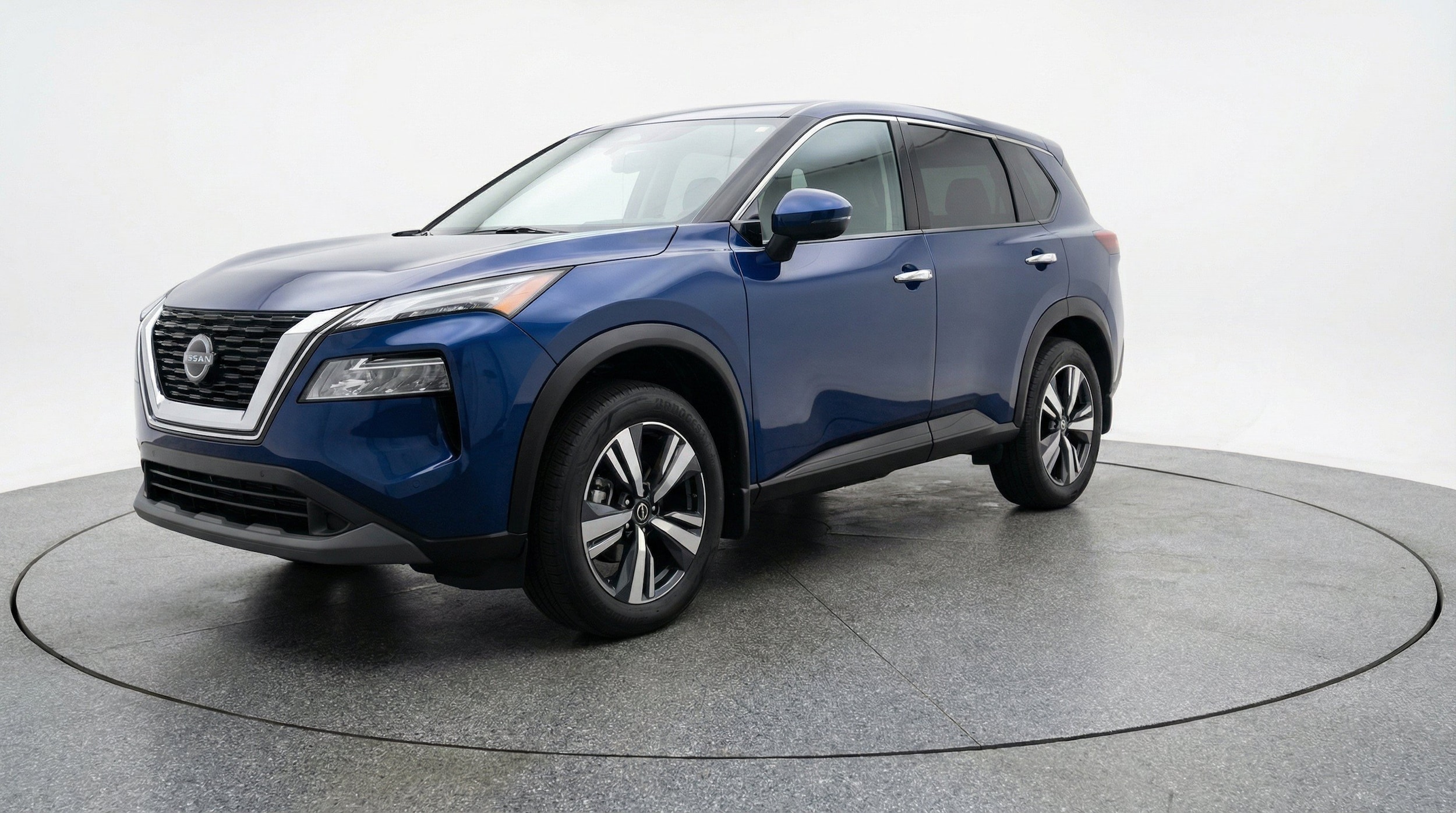 Thumbnail: 2026 Nissan Rogue - 3