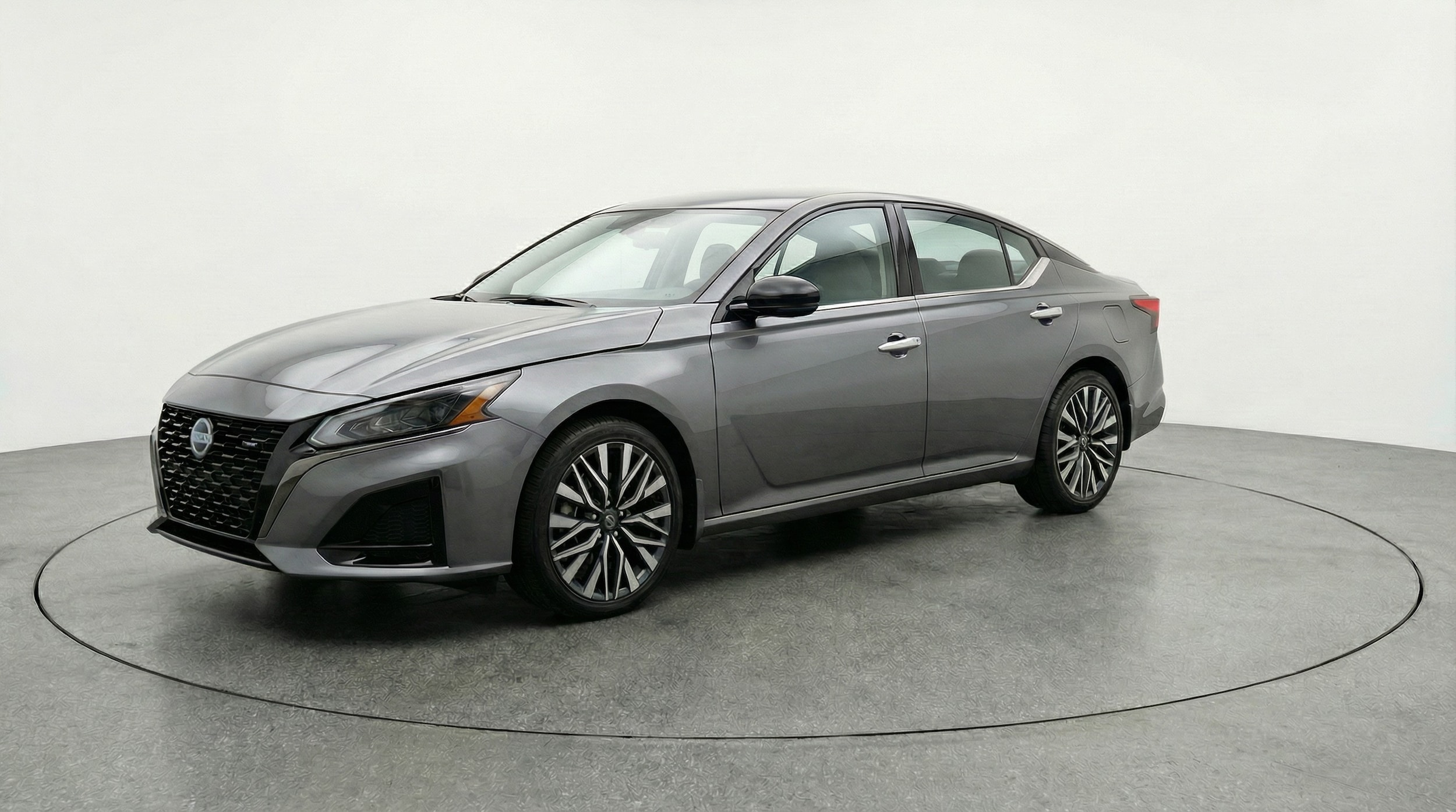 Thumbnail: 2025 Nissan Altima - 3