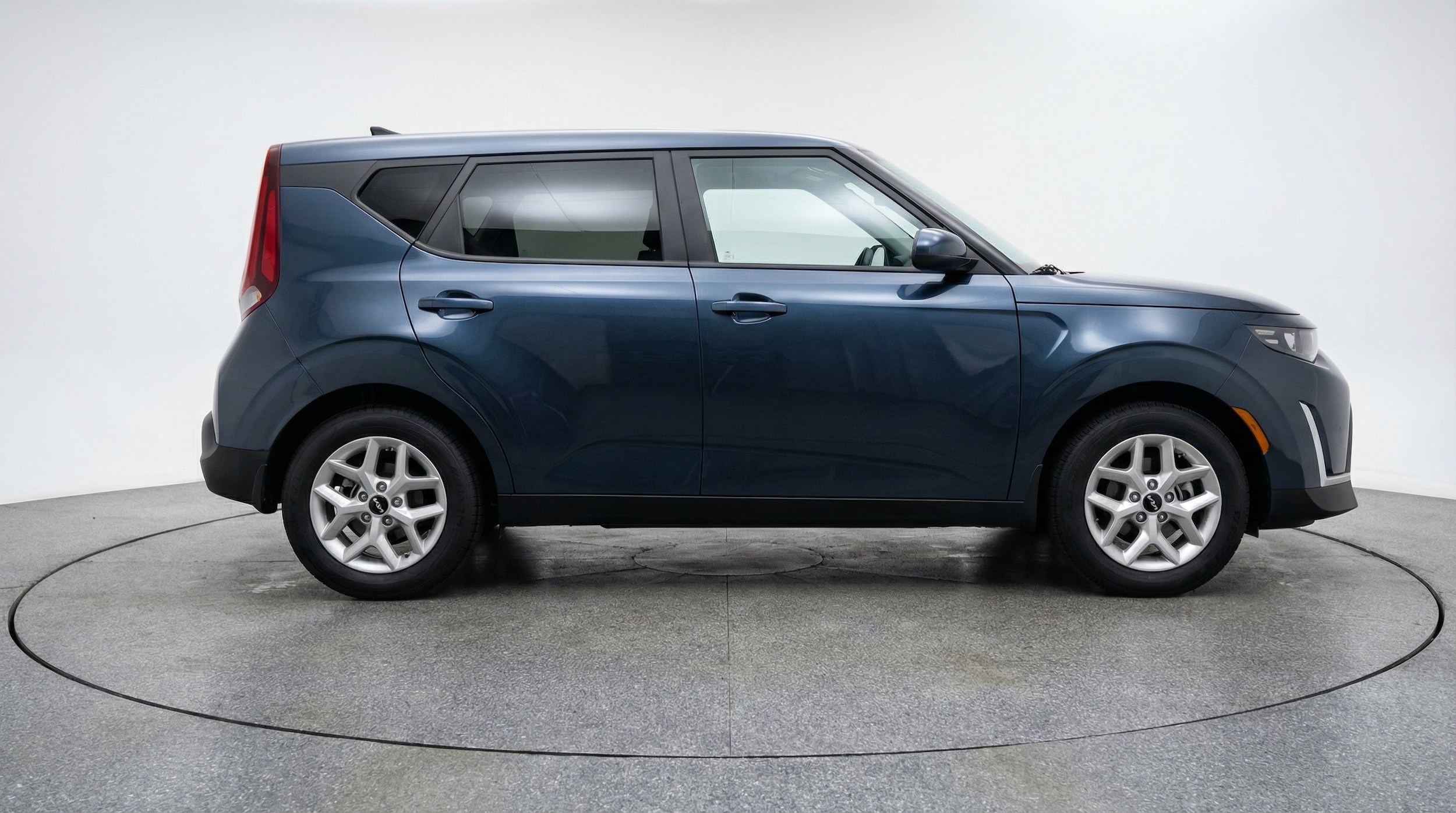 Thumbnail: 2025 Kia Soul - 8