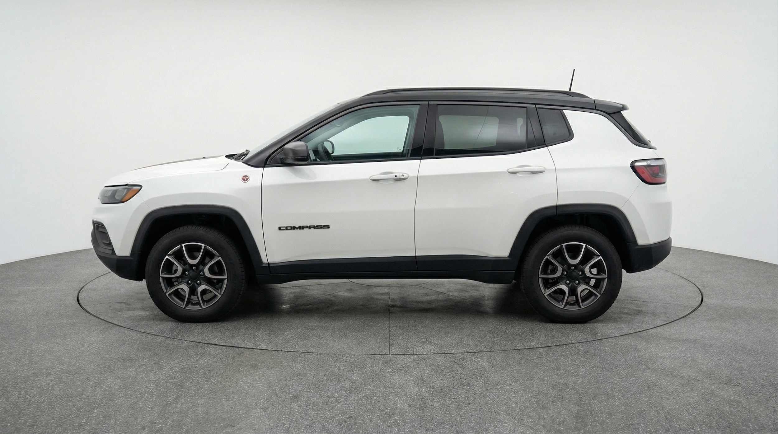Thumbnail: 2025 Jeep Compass - 4