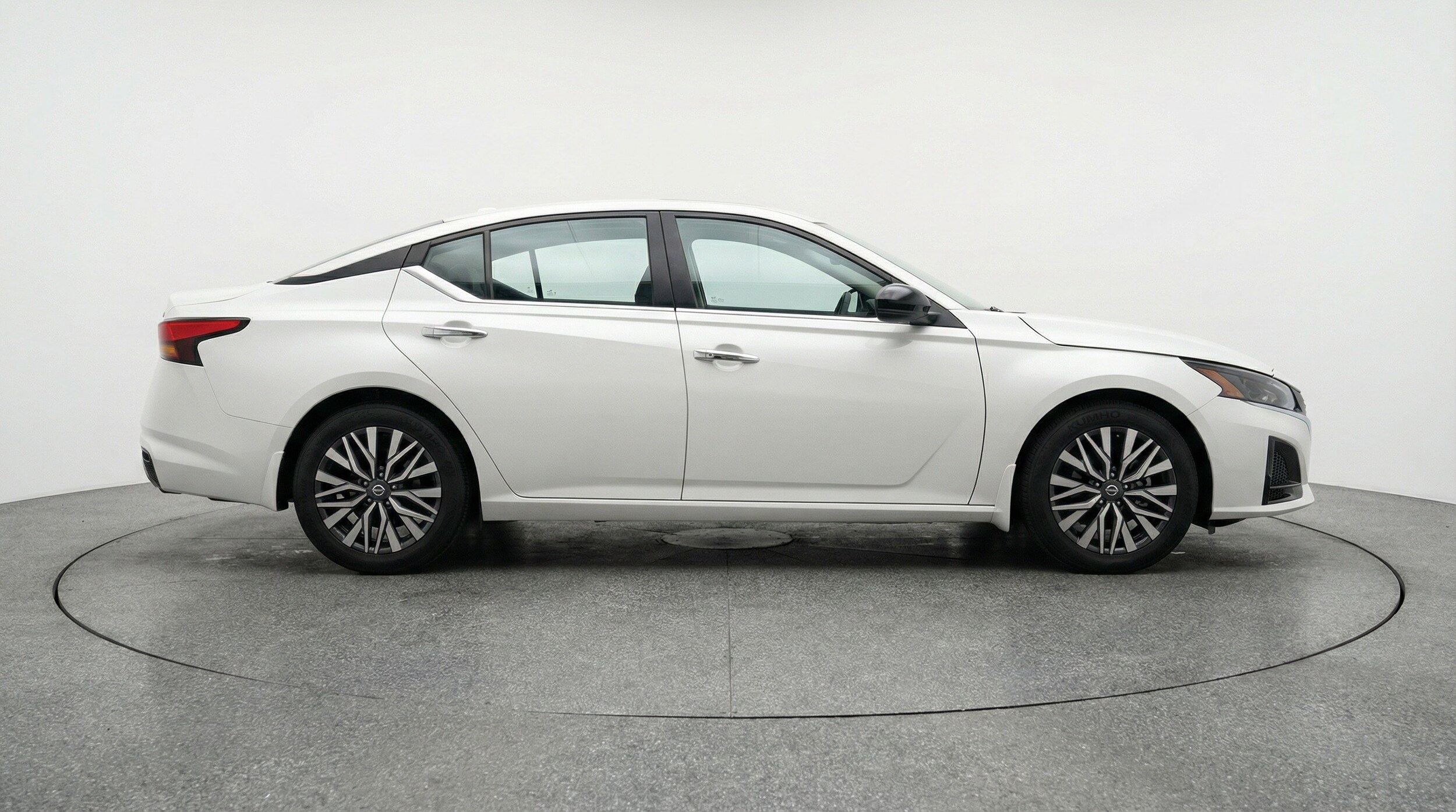 Thumbnail: 2025 Nissan Altima - 11